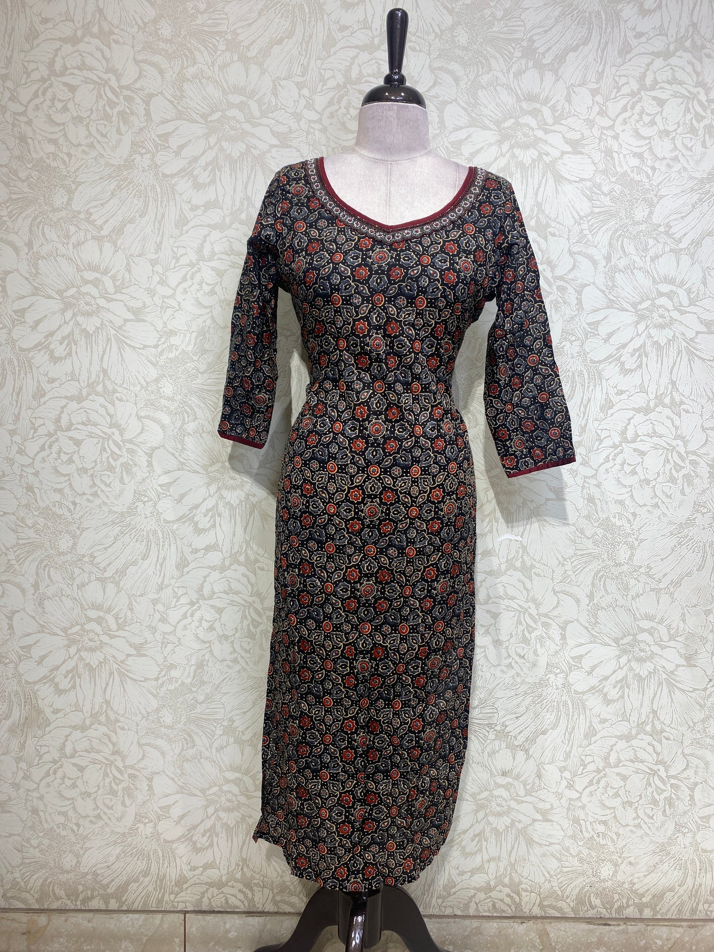 OFFER SALES TOPS COLLECTIONS - IHA 26917