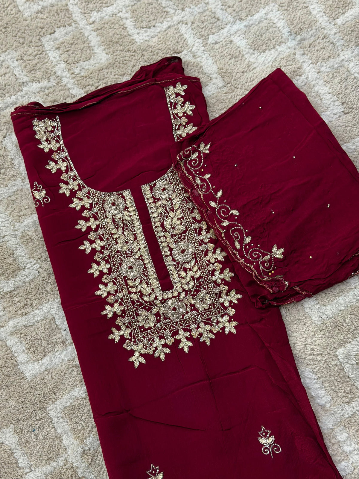 HANDWORKED UNSTITCHED ALWAR SUTS - IHA 36041