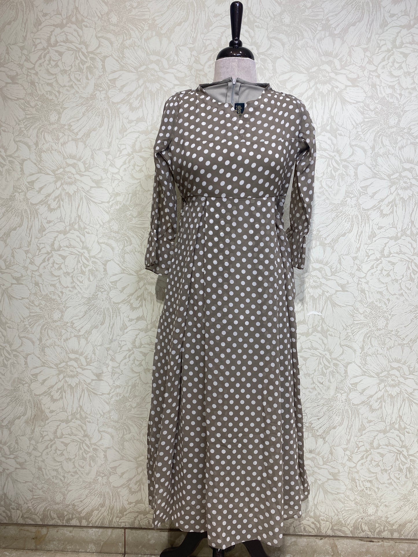 OFFER SALES TOPS COLLECTIONS - IHA 26917