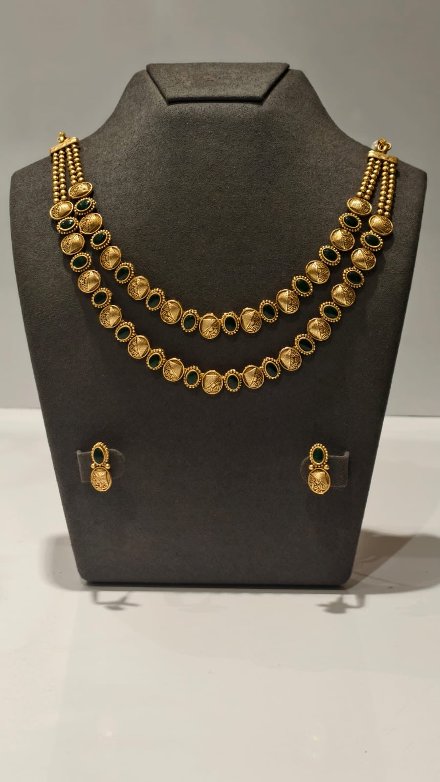DESIGNER NECKLACE SETS - IHA 35831