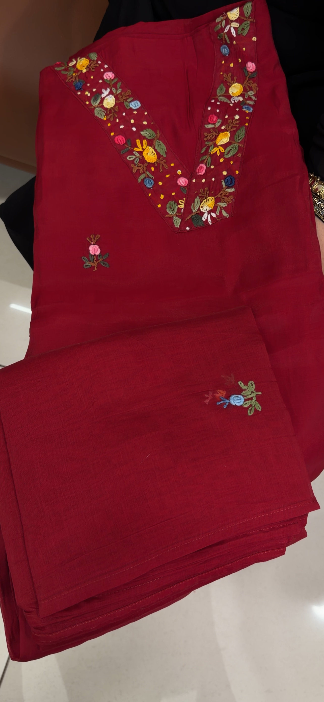 MALAI CHANDERI UNSTITCHED SALWAR SUITS - IHA 34631
