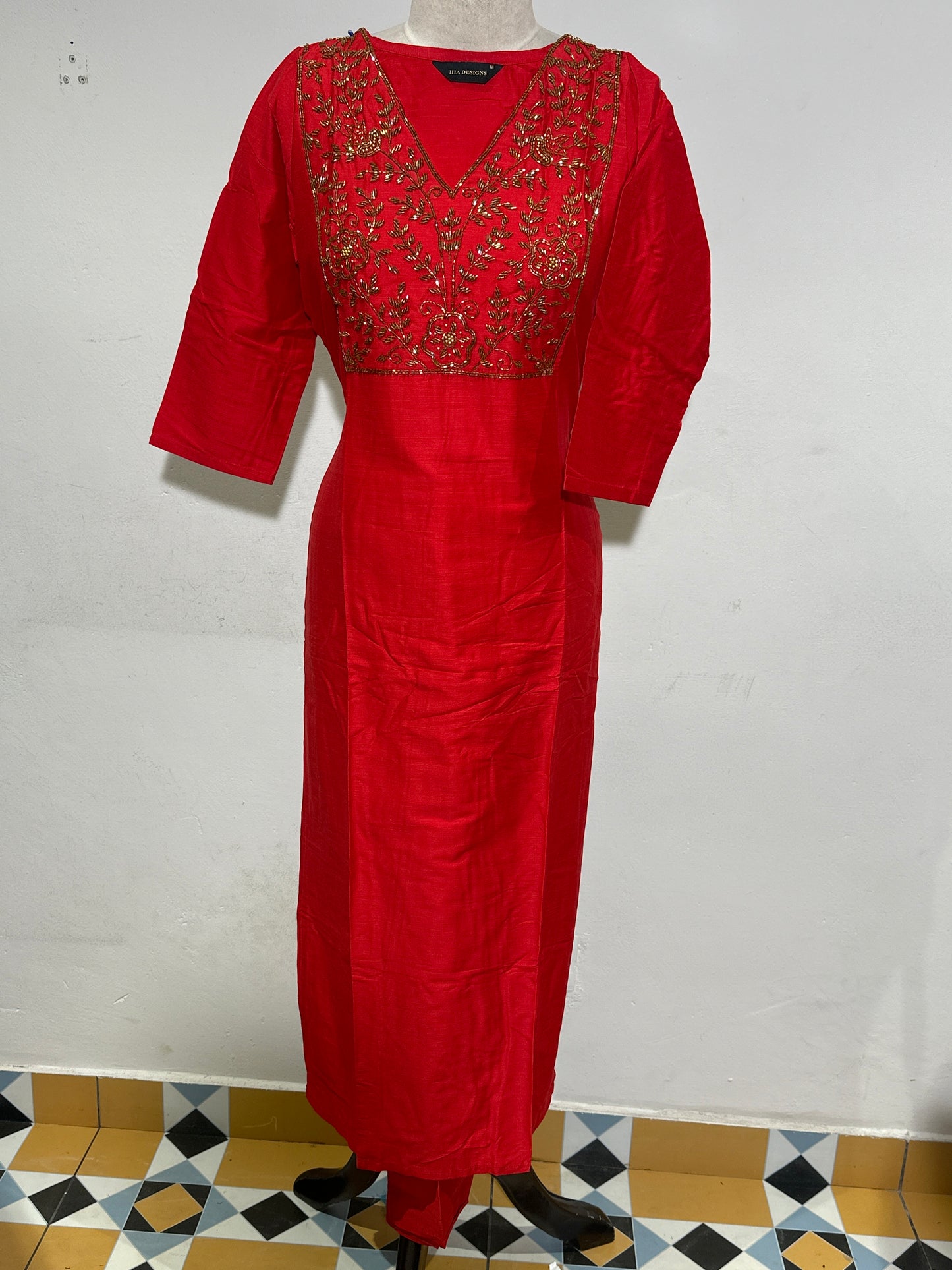 OFFER SALES TOP AND BOTTOM  -  IHA 34262
