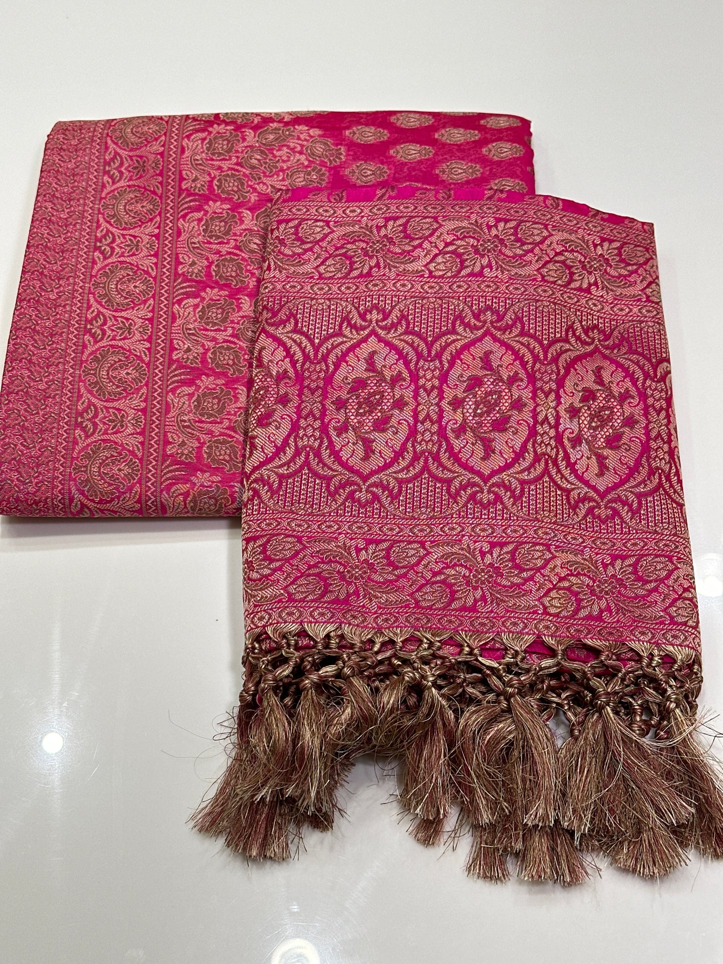 OFFER SALES UNSTITCHED SALWAR SUITS -  IHA 33479