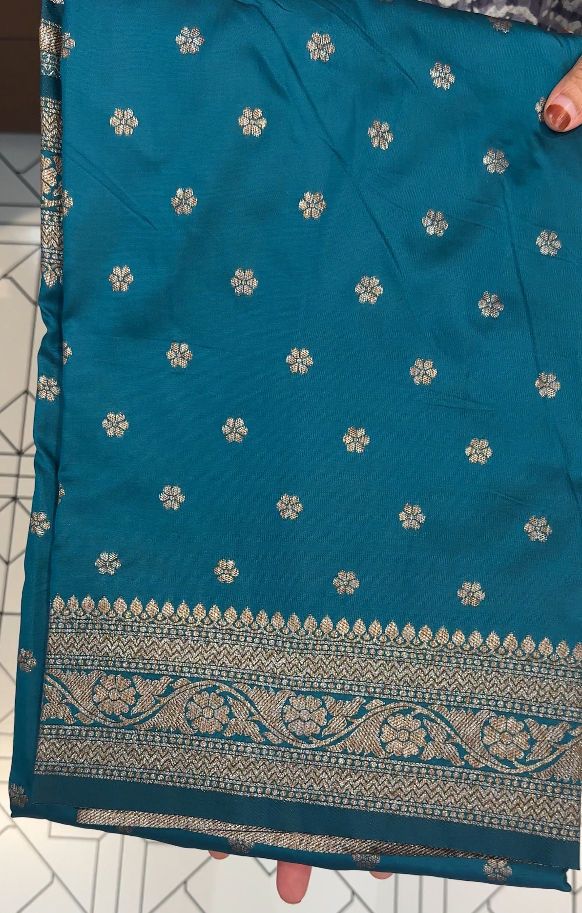 SEMI BANARASI SAREES - IHA 24664