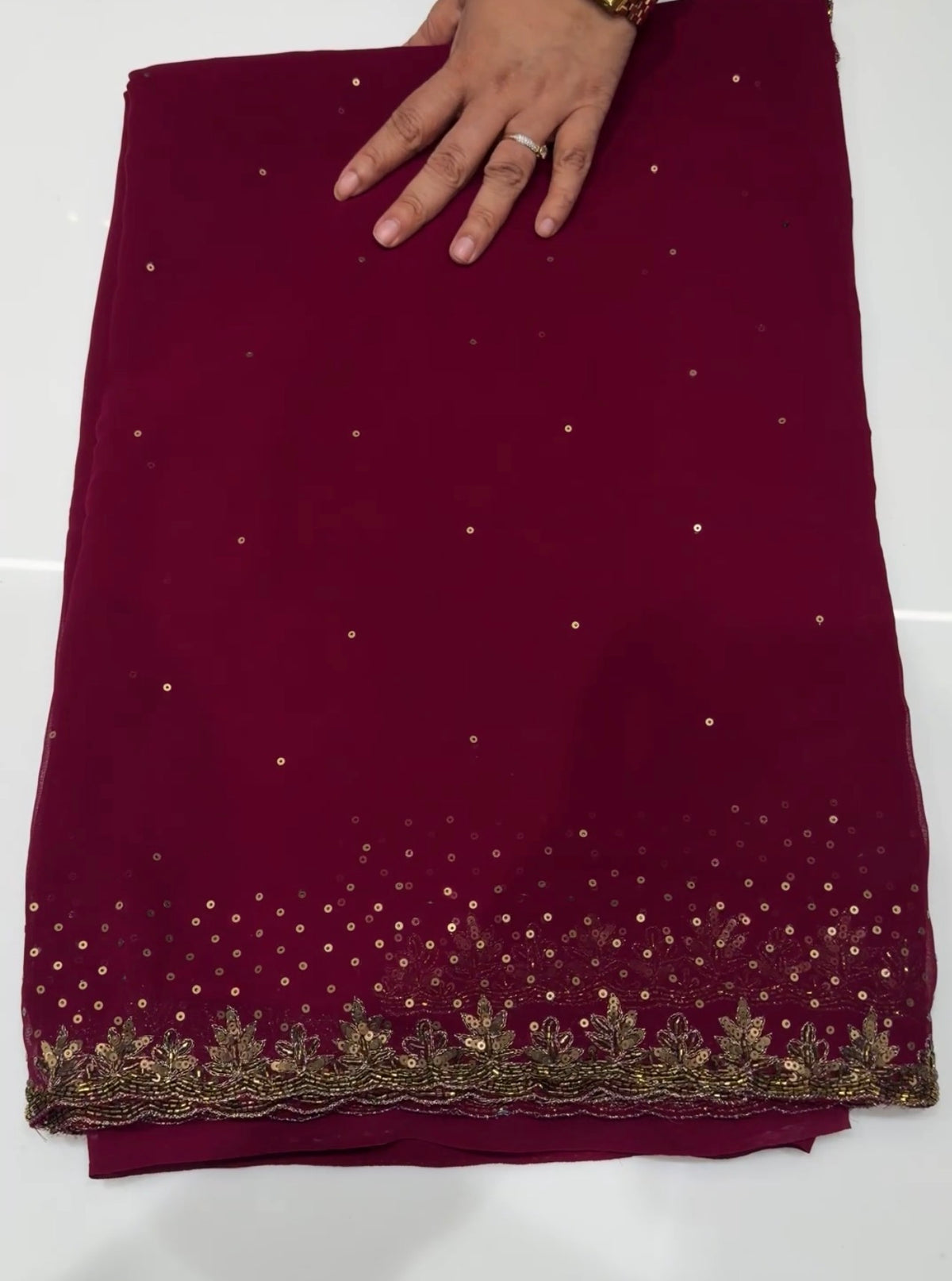 OFFER SALES SAREES - IHA 35424