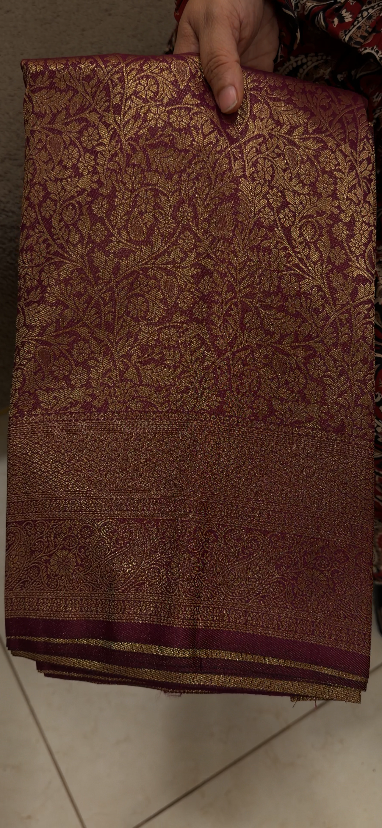 SEMI BANARASI SAREES - IHA 34110