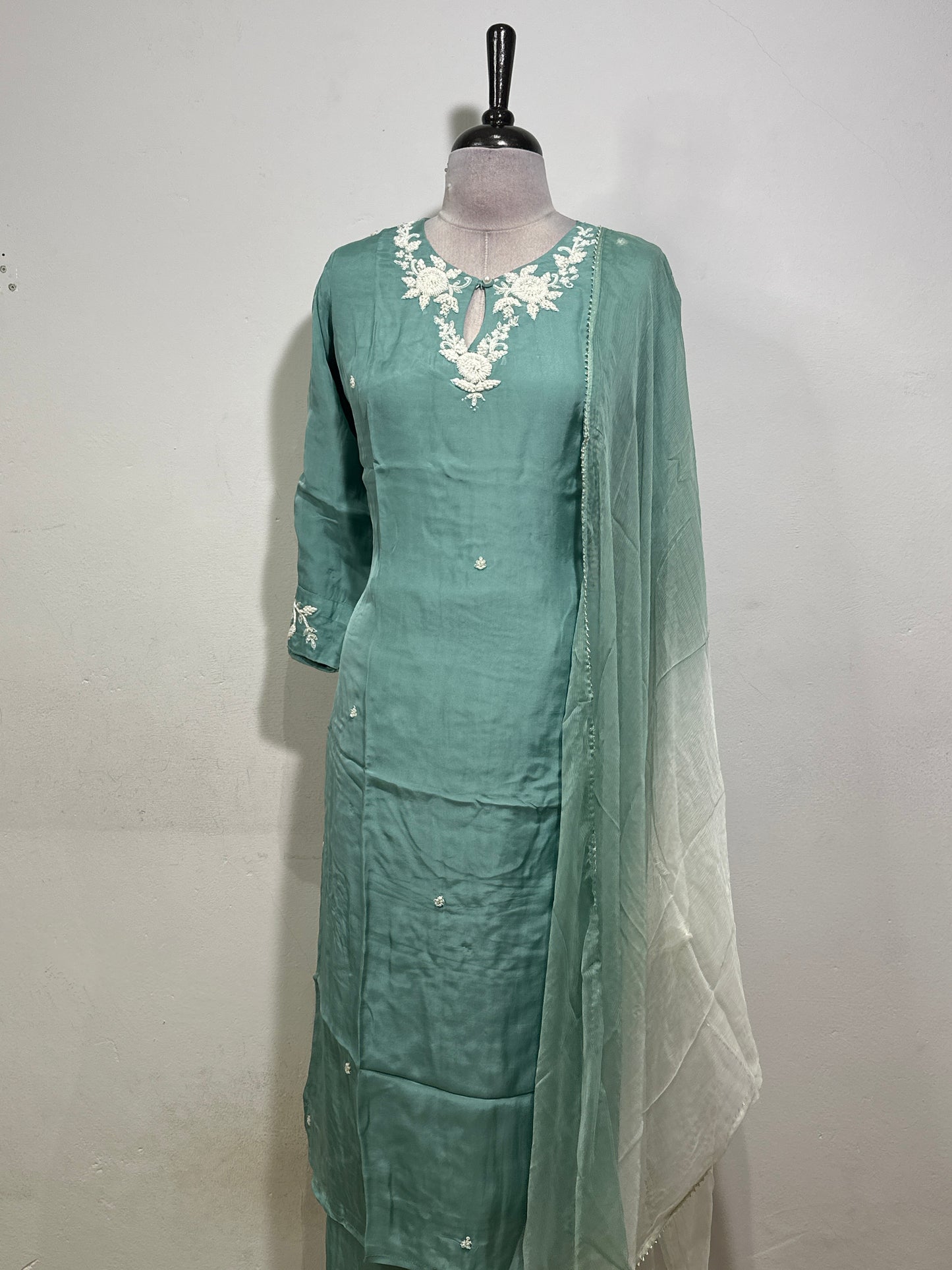 OFFER SALES TOP AND  BOTTOM  -  IHA 34406