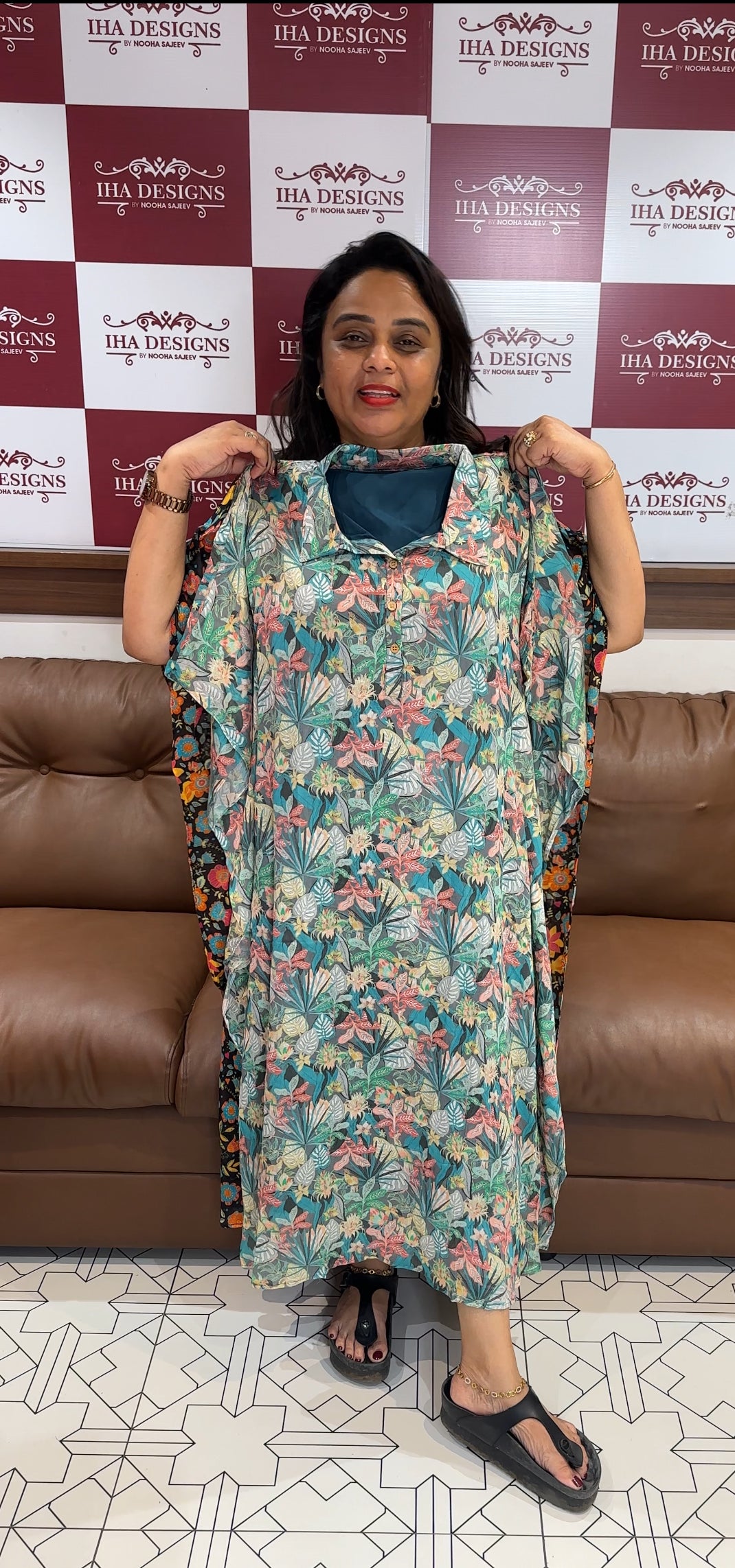 IHA'S IN-HOUSE PLATINUM CHIFFON KAFTAN TOPS - IHA 25470