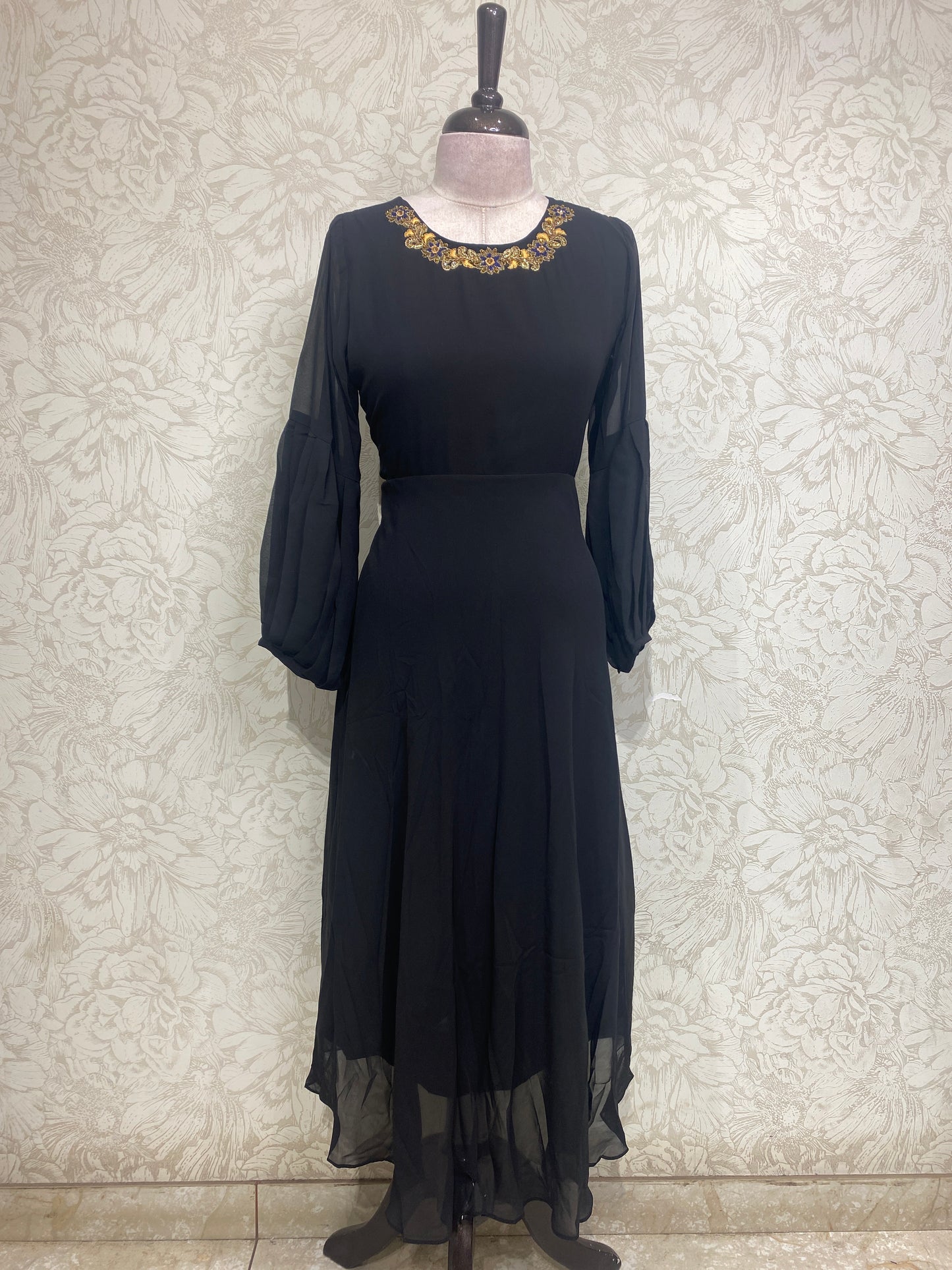 OFFER SALES TOPS COLLECTIONS - IHA 26927