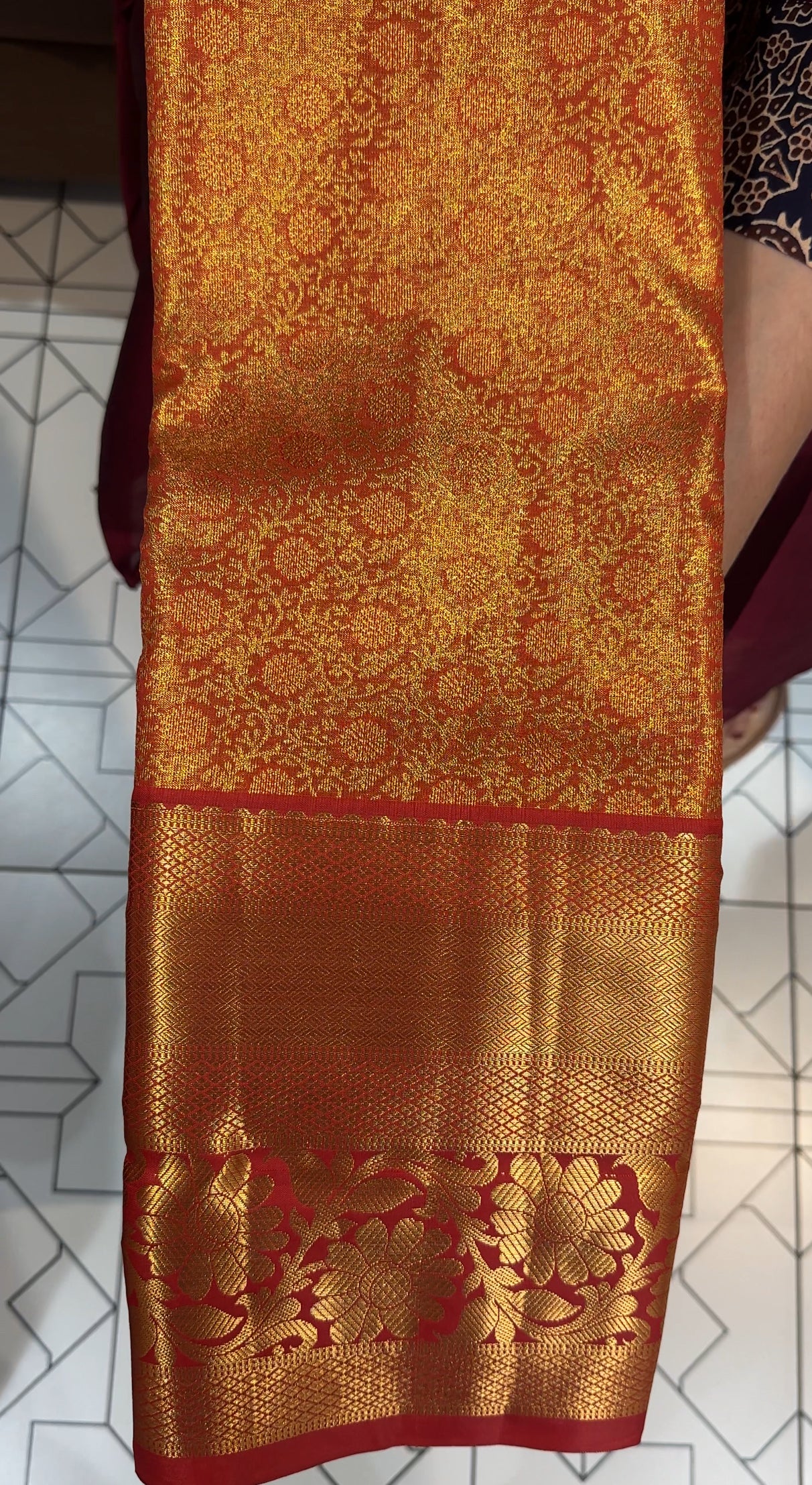 SEMI TISSUE KANCHIPURAM SILK SAREES - IHA 27831
