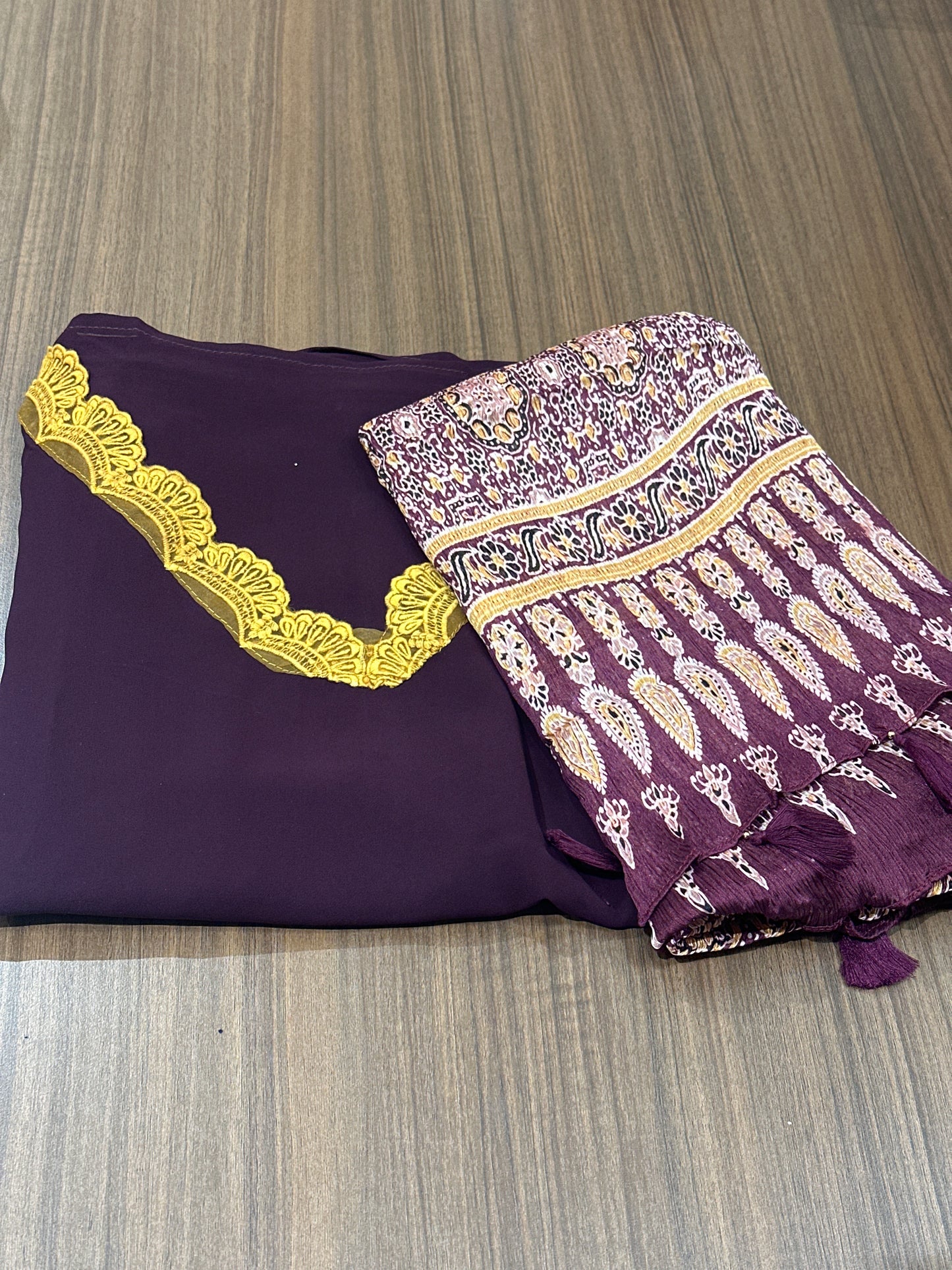 OFFER SALES UNSTITCHED SALWAR SUITS -  IHA 33834