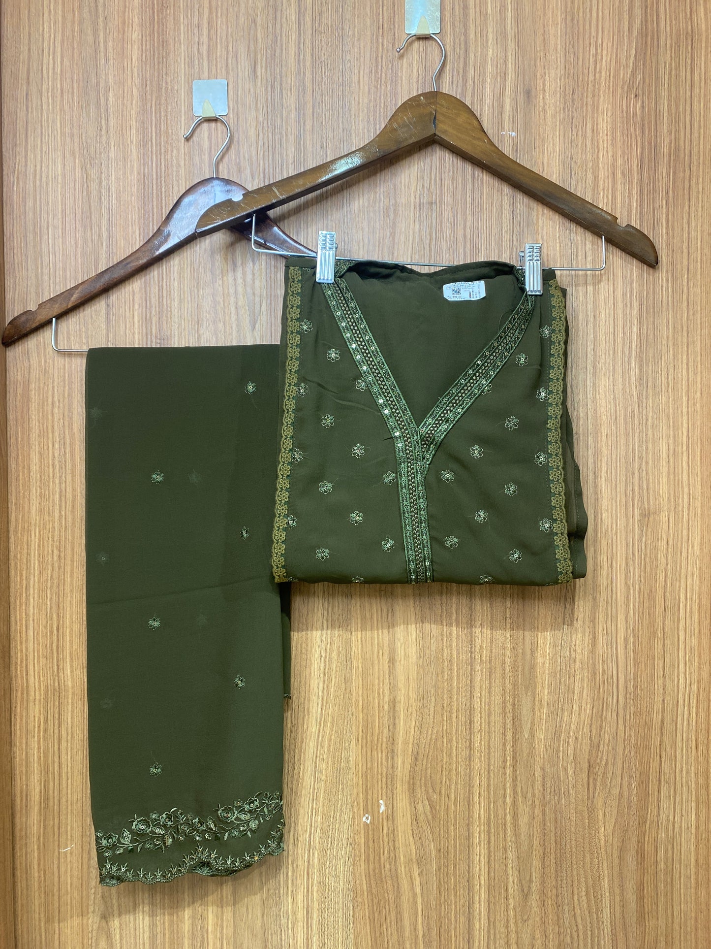 OFFER SALES UNSTITCHED SALWAR SUITS - IHA 26820