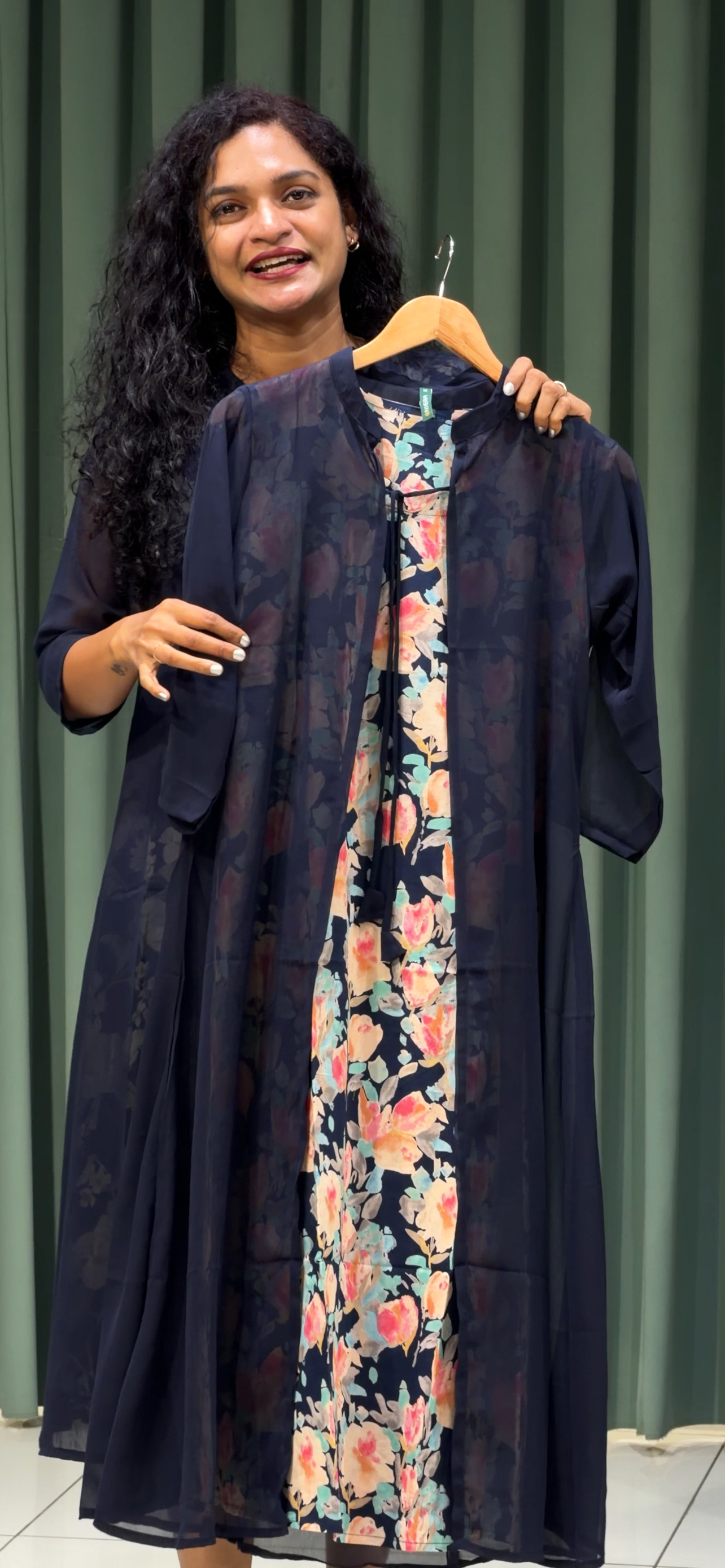 PRINTED TOP AND JACKET - IHA 32776