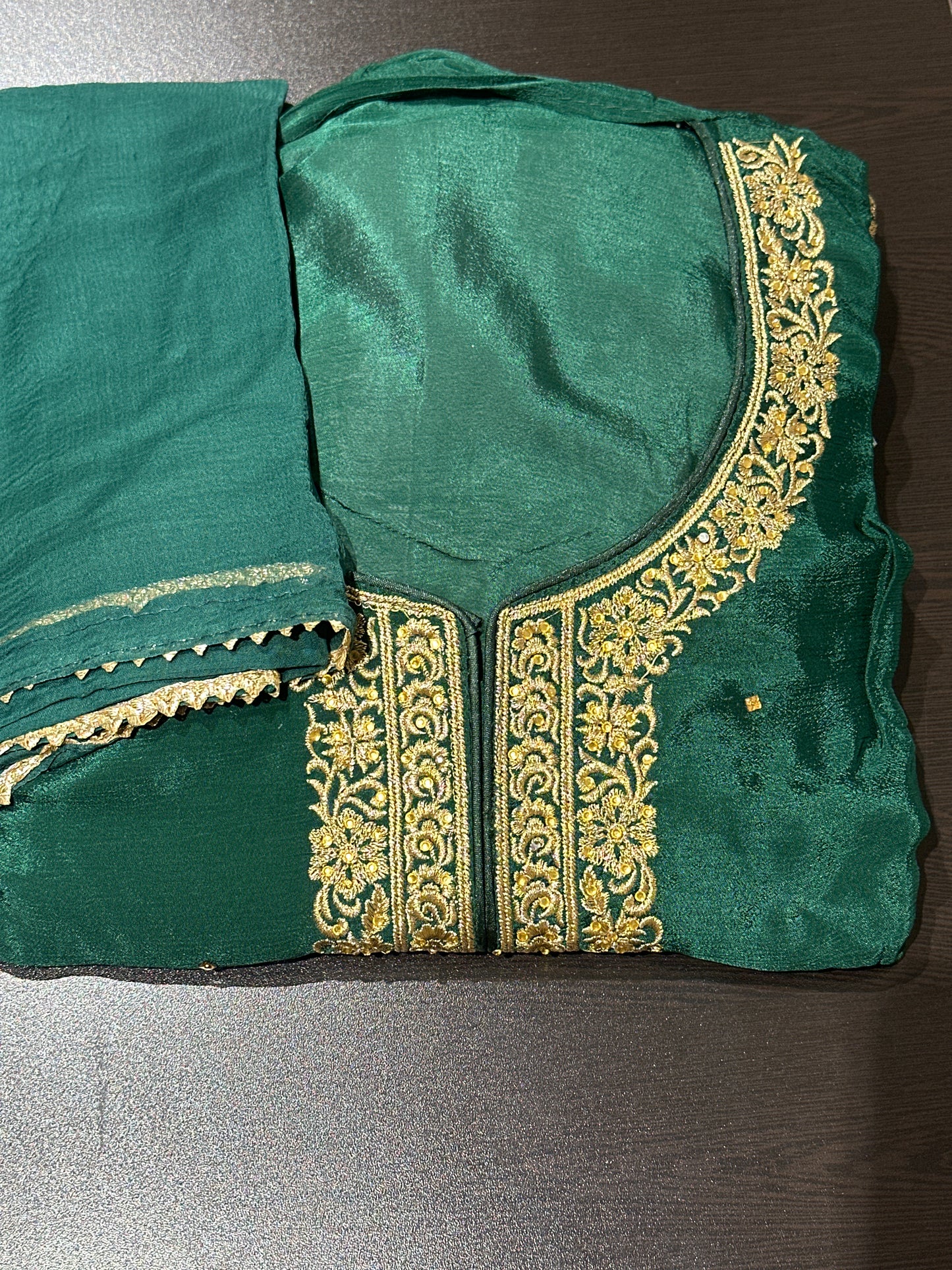 OFFER SALES UNSTITCHED SALWAR SUITS -  IHA 34160