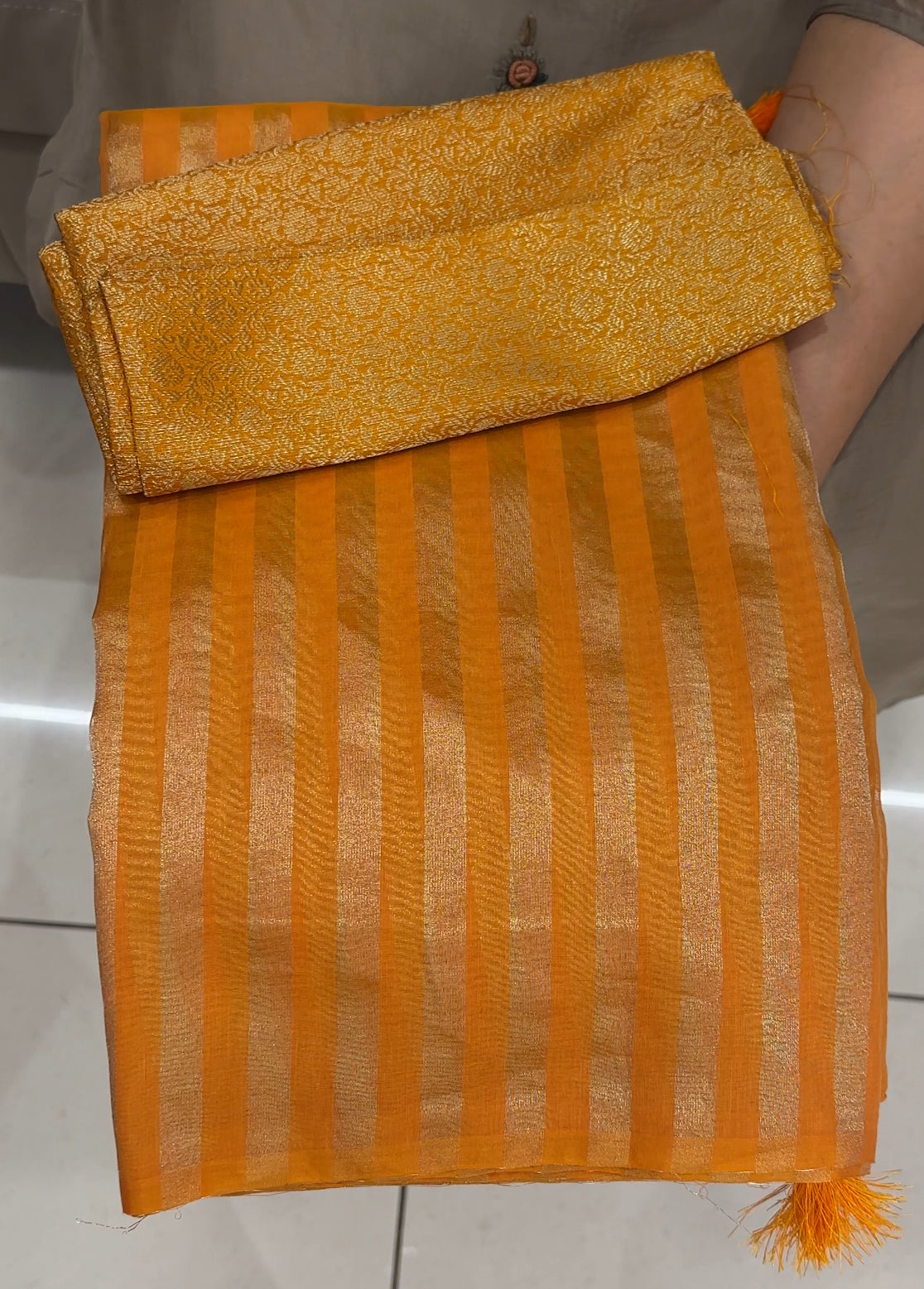 BANARASI SAREES - IHA 27020