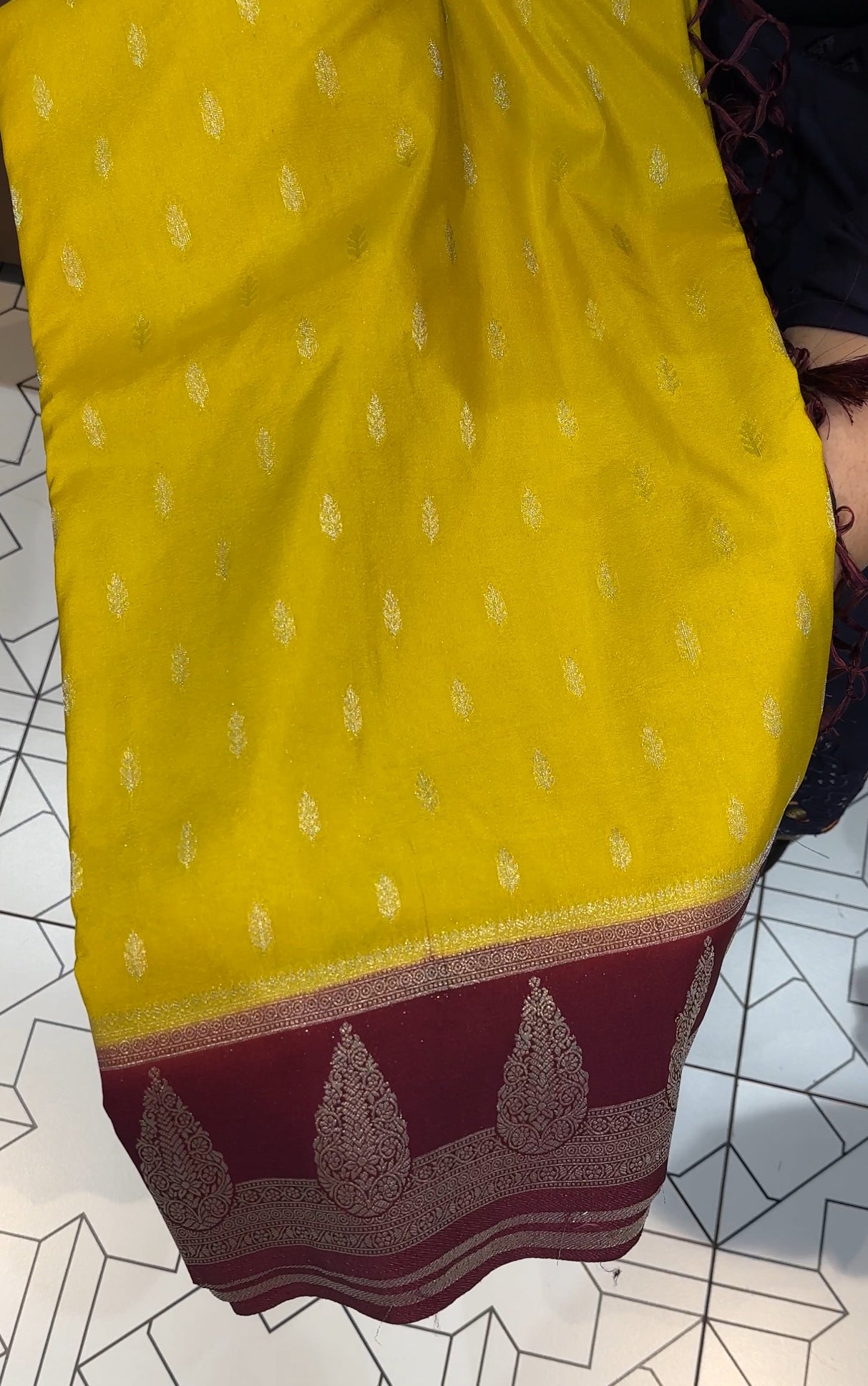 SEMI BANARASI SAREES - IHA 19496