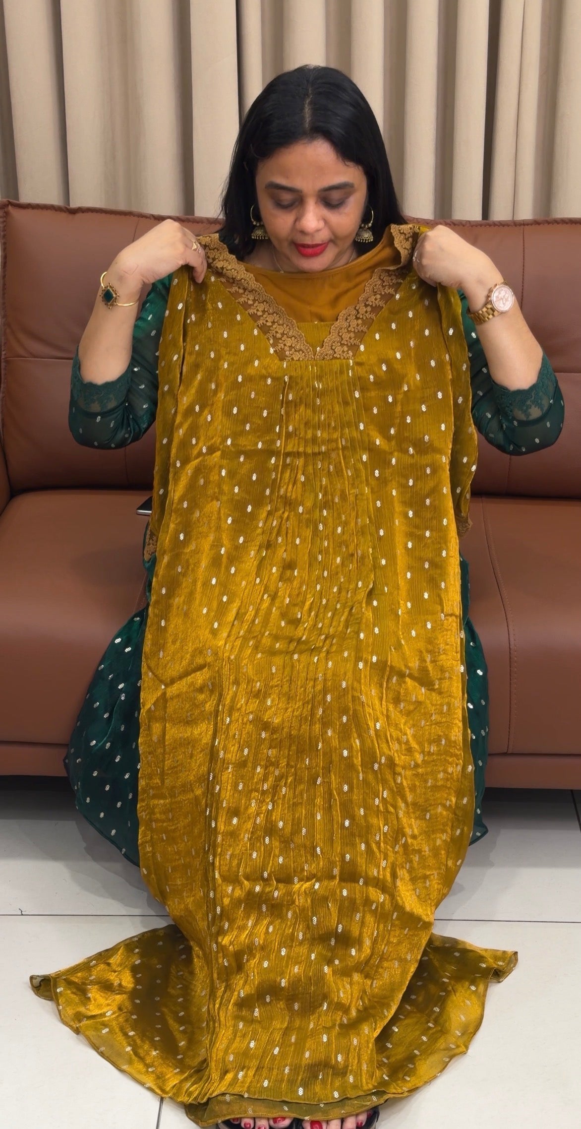 IHA'S IN-HOUSE DESIGNER ALINE TOPS - IHA 34196