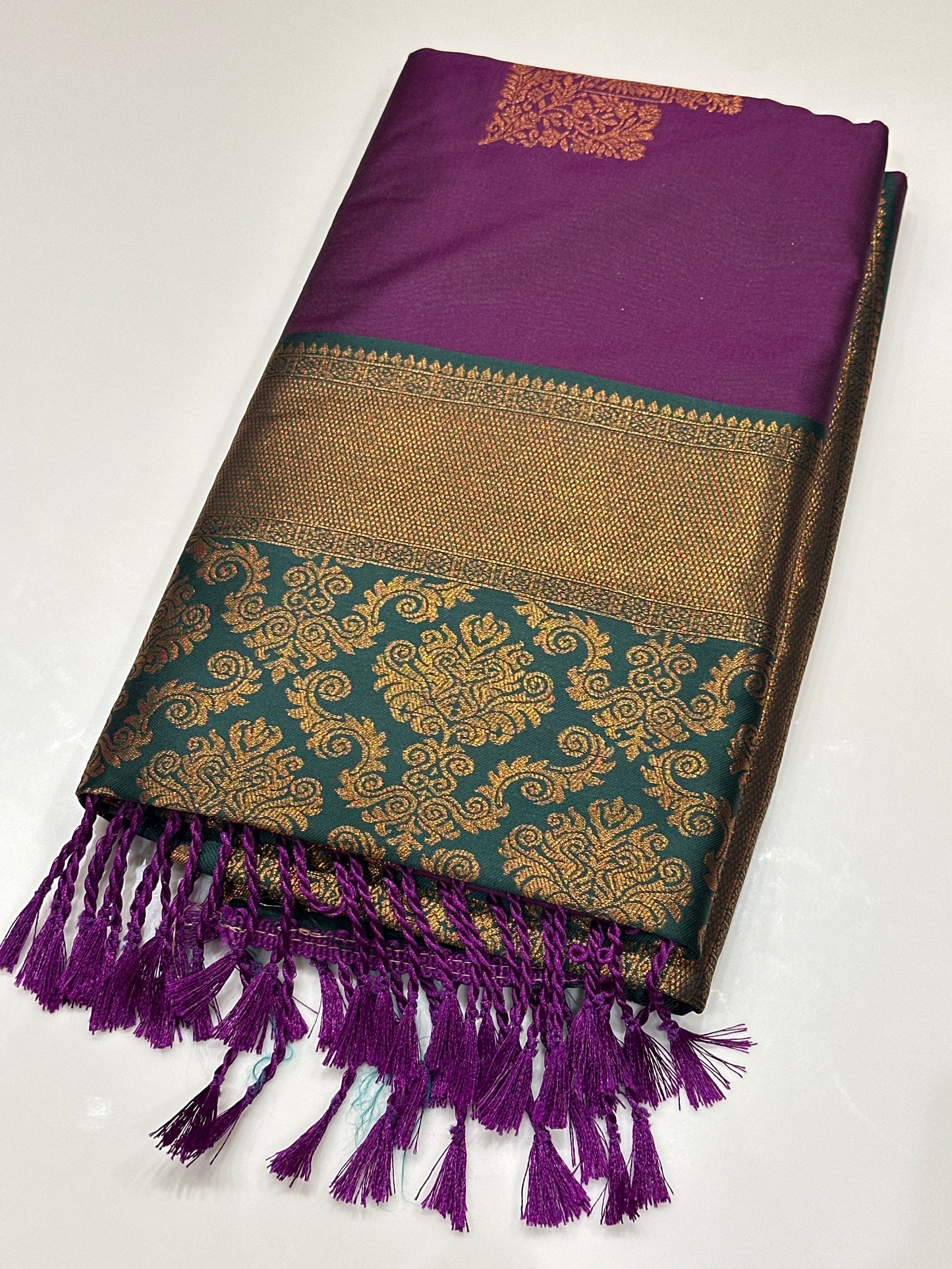 OFFER SALES SAREES - IHA 27171