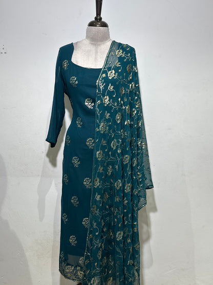 OFFER SALES READY TO WEAR SETS  -  IHA 35622