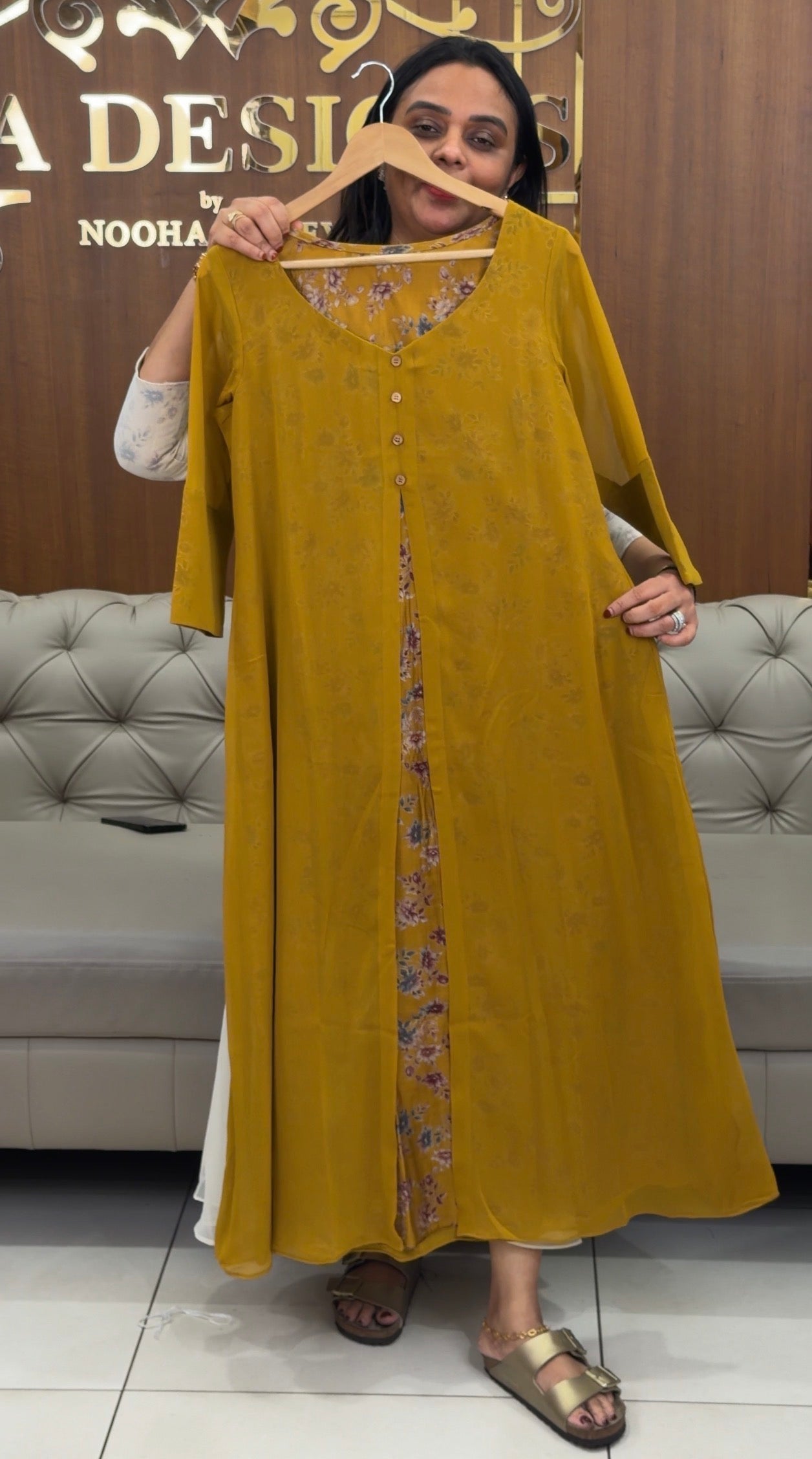 IHA'S IN-HOUSE ALINE TOPS - IHA 33282