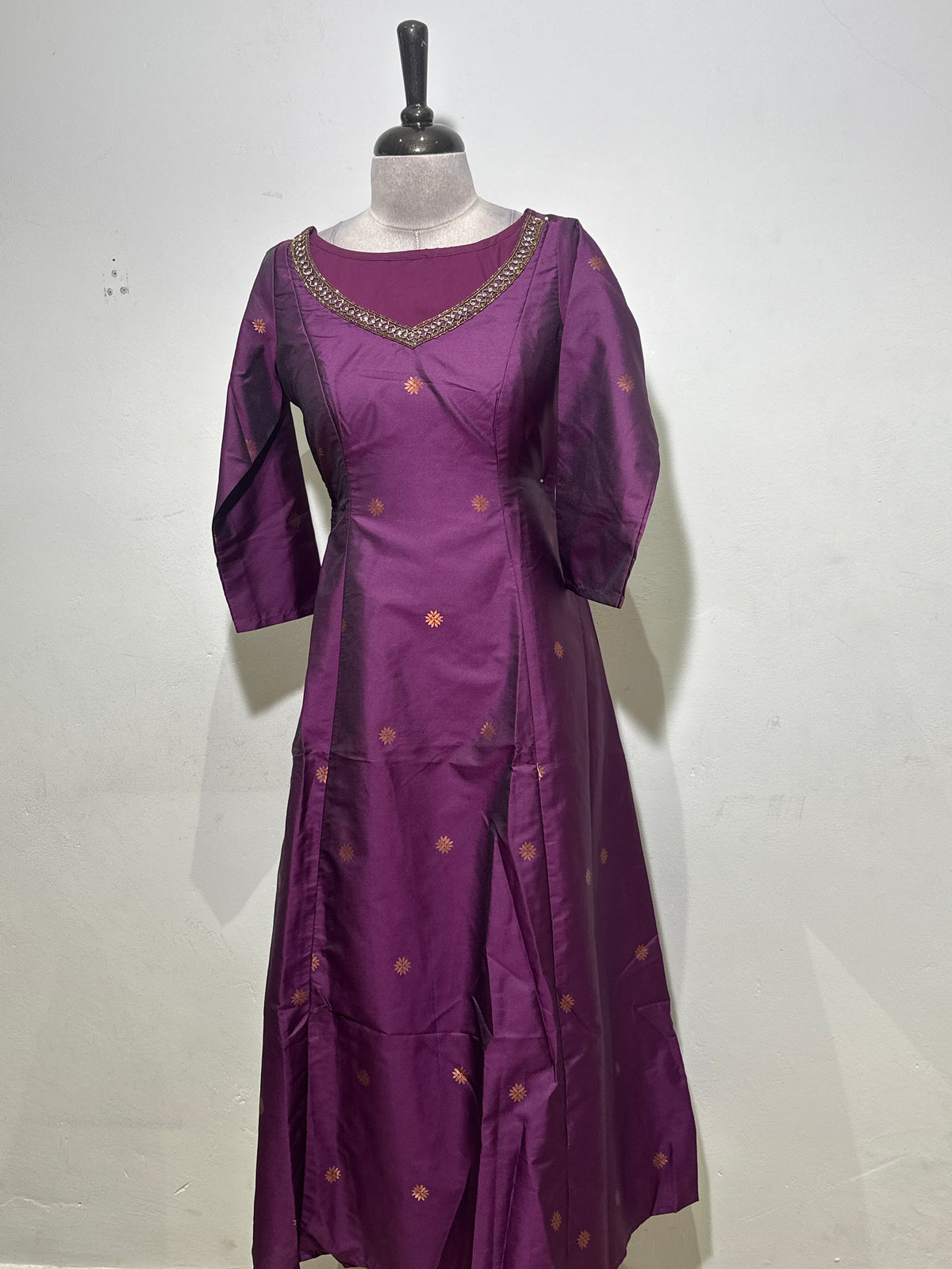 OFFER SALES TOP'S -  IHA 35675