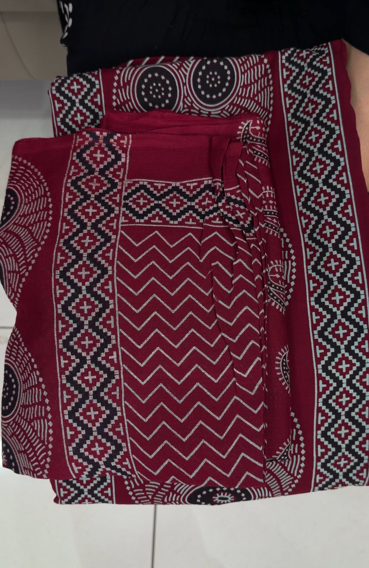 AJRAKH PRINTED UNSTITCHED SALWAR SUITS - IHA 29183