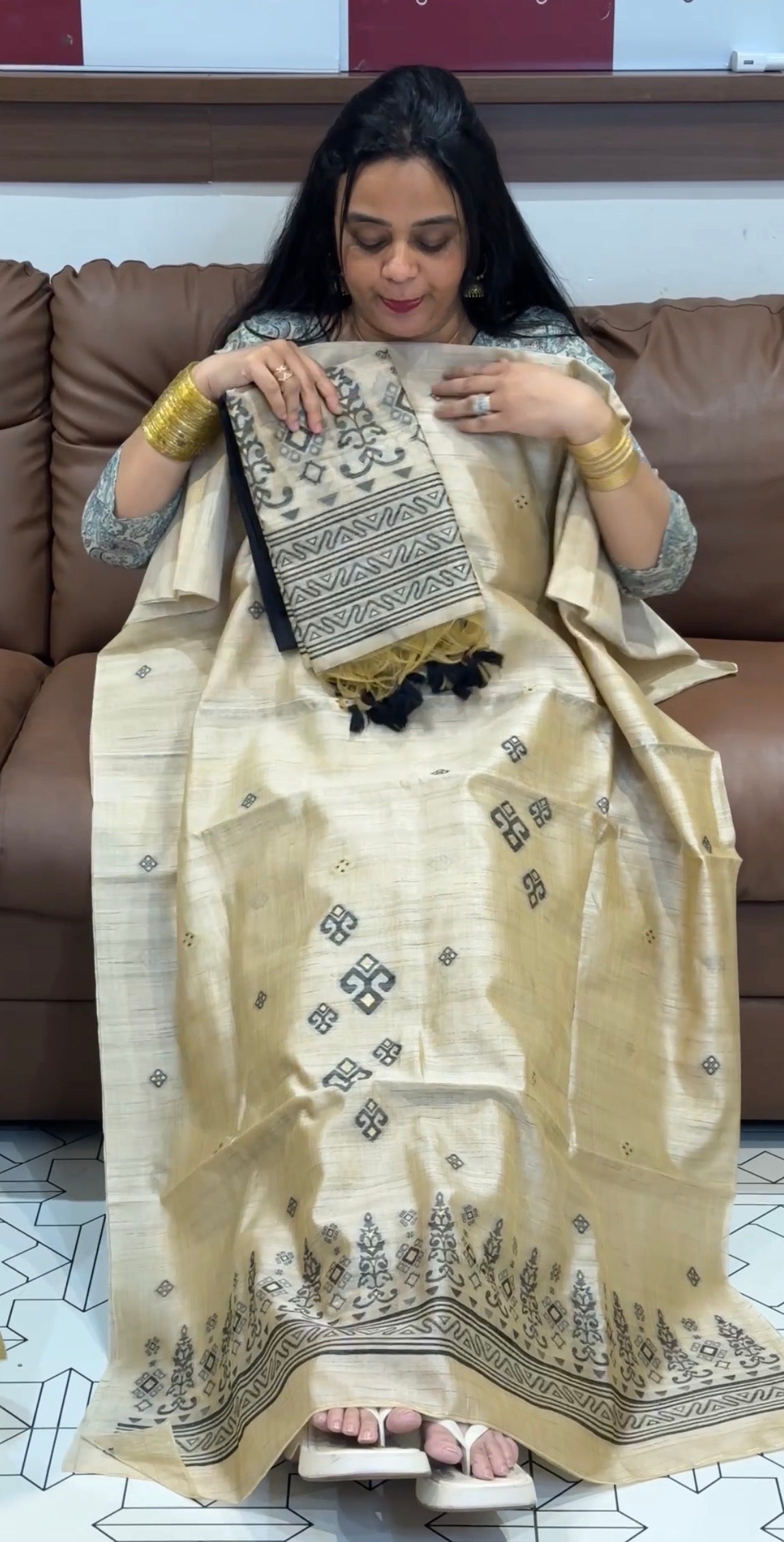 OFFER SALES UNSTITCHED SALWAR SUITS - IHA 34973
