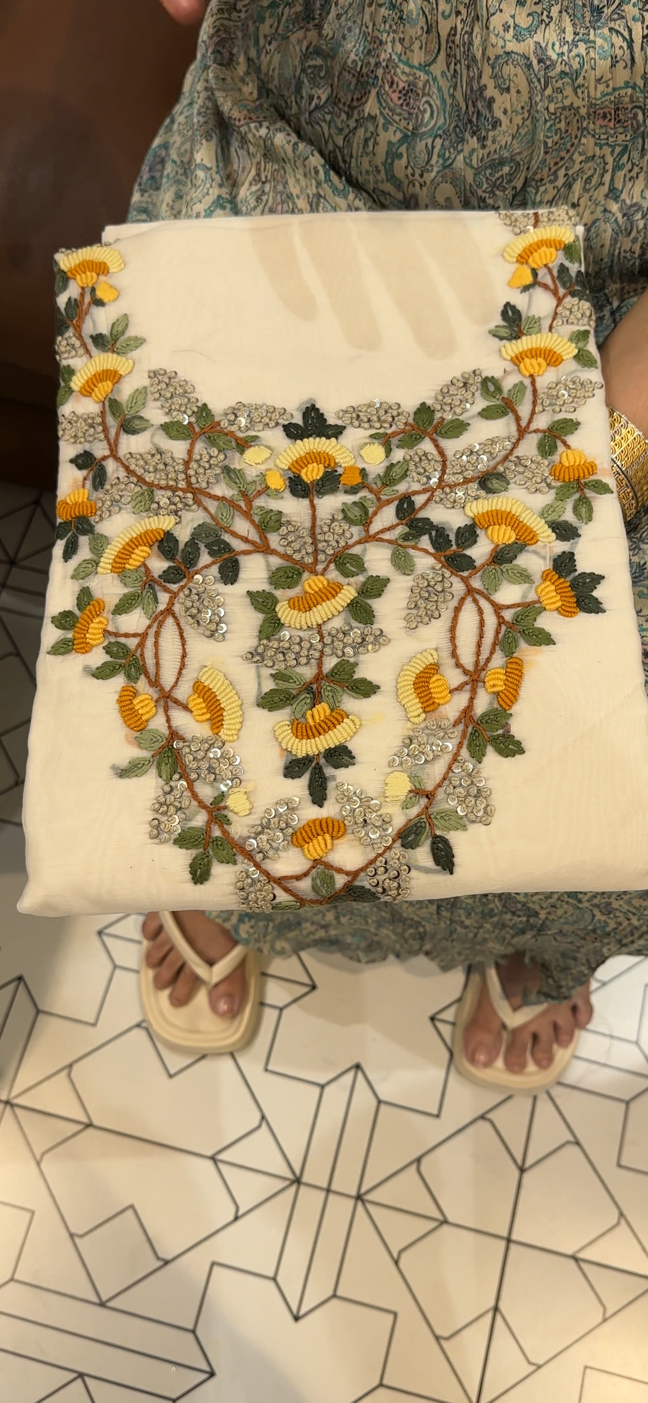 OFFER SALES UNSTITCHED SALWAR SUITS - IHA 35008