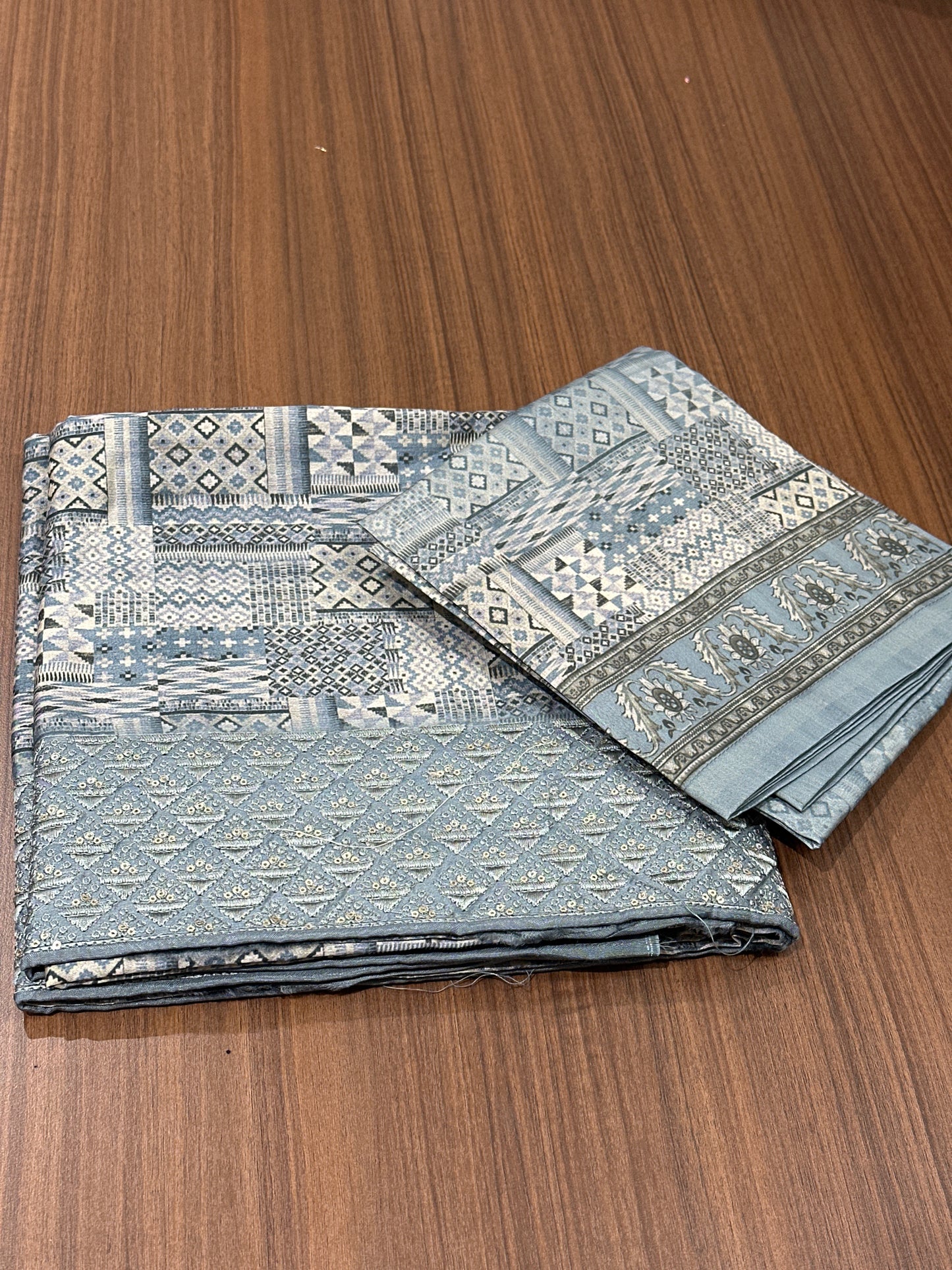 OFFER SALES UNSTITCHED SALWAR SUITS -  IHA 33853