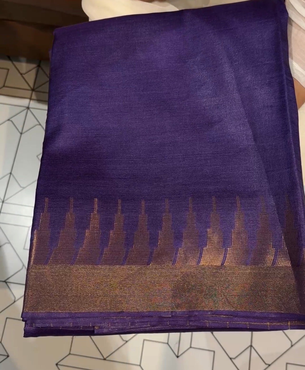 HANDLOOM TUSSUR SILK SAREES - IHA 31571