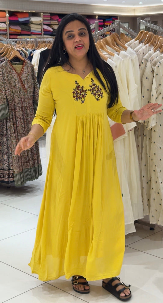 CRUSHED RAYON GOWN - IHA 34805