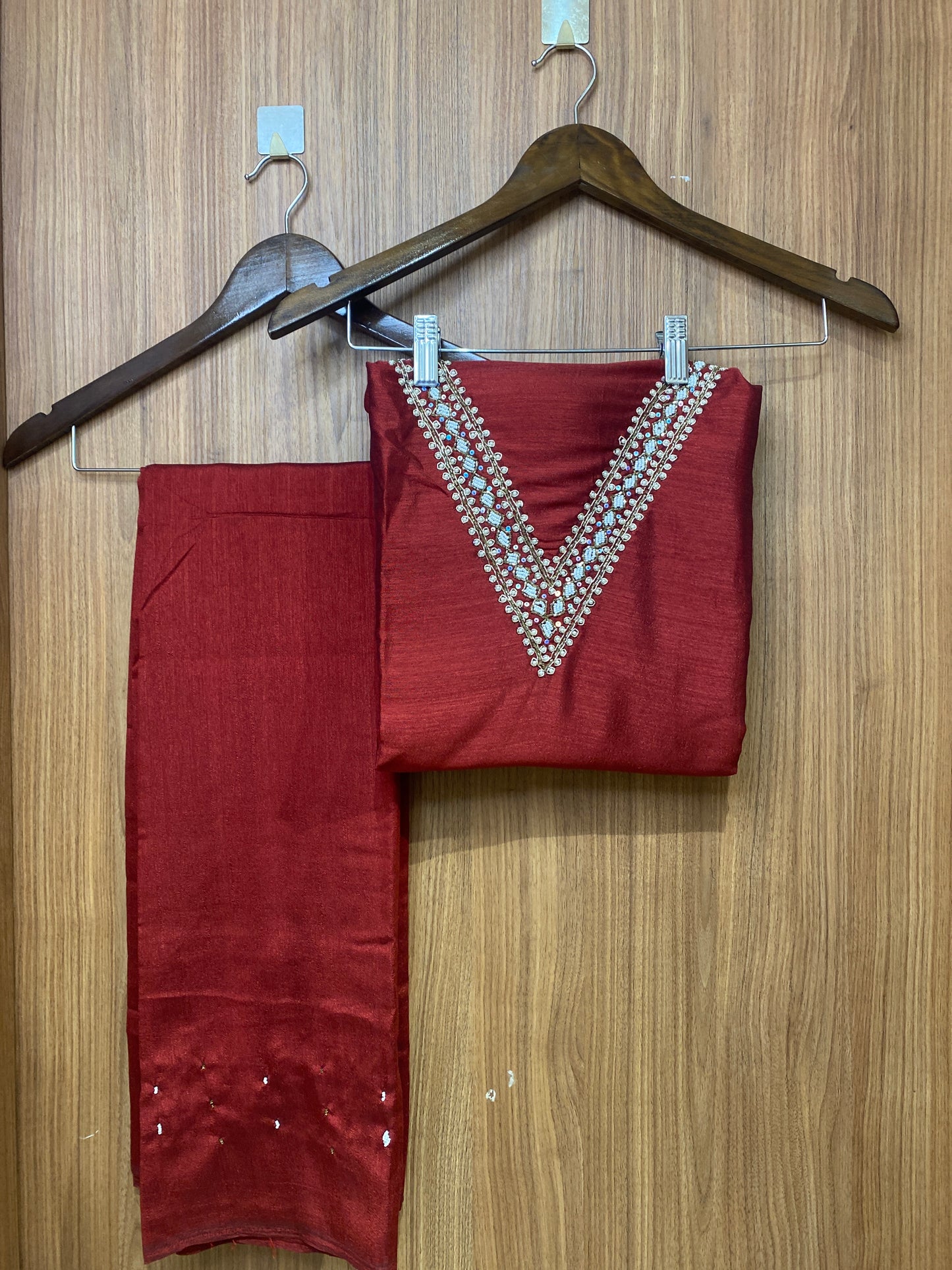 OFFER SALES UNSTITCHED SALWAR SUITS - IHA 26820