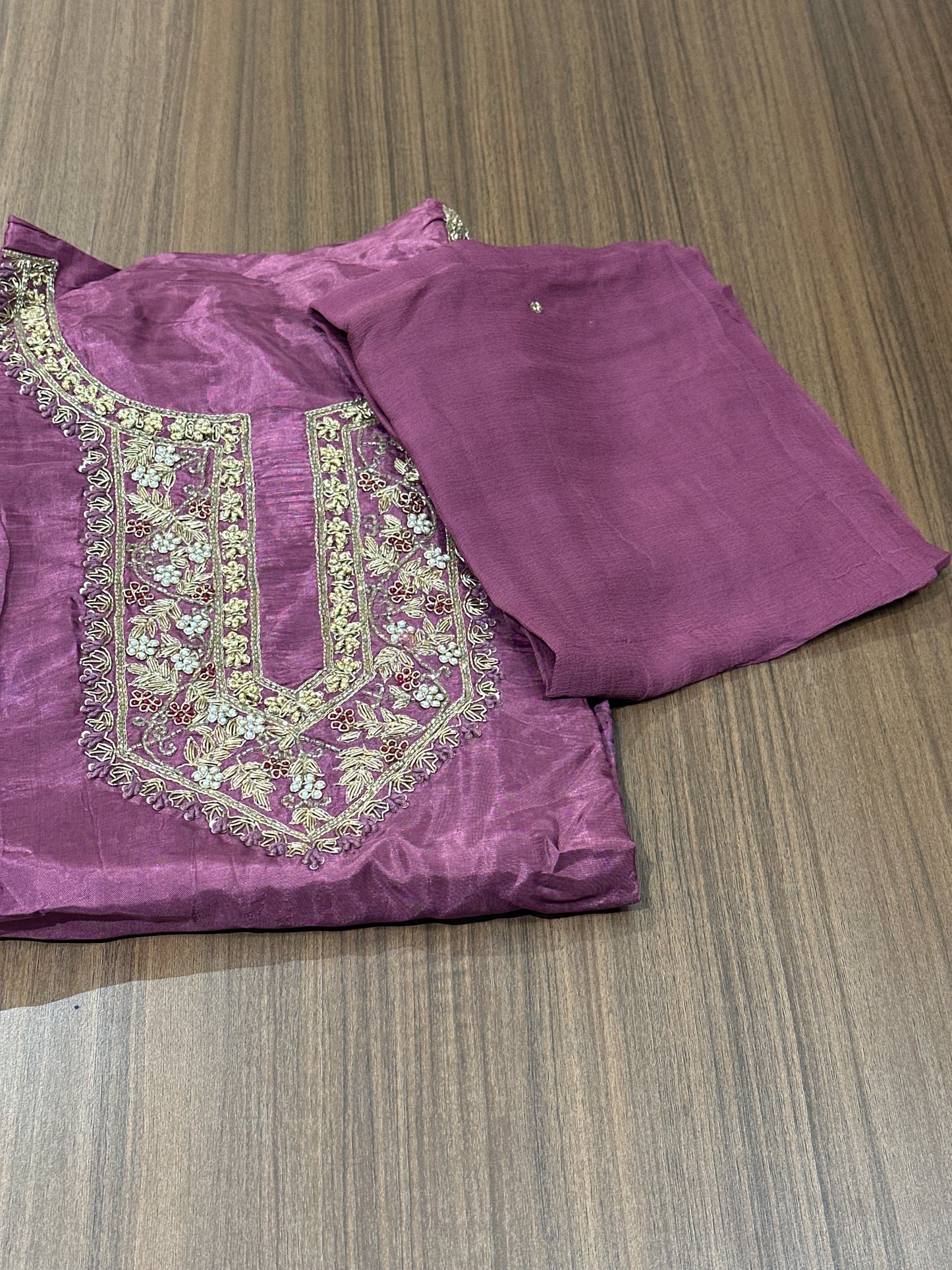OFFER SALES UNSTITCHED SALWAR SUITS -  IHA 33903