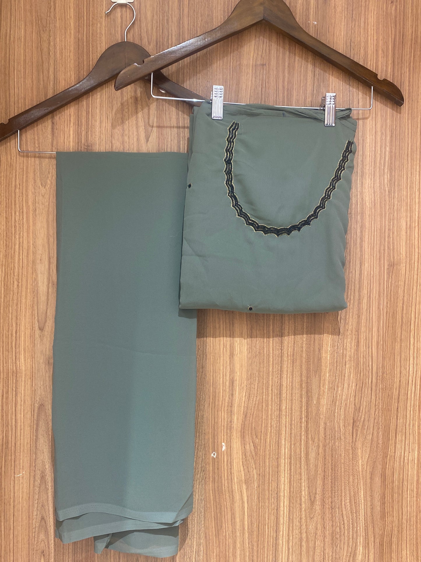 OFFER SALES UNSTITCHED SALWAR SUITS - IHA 26942