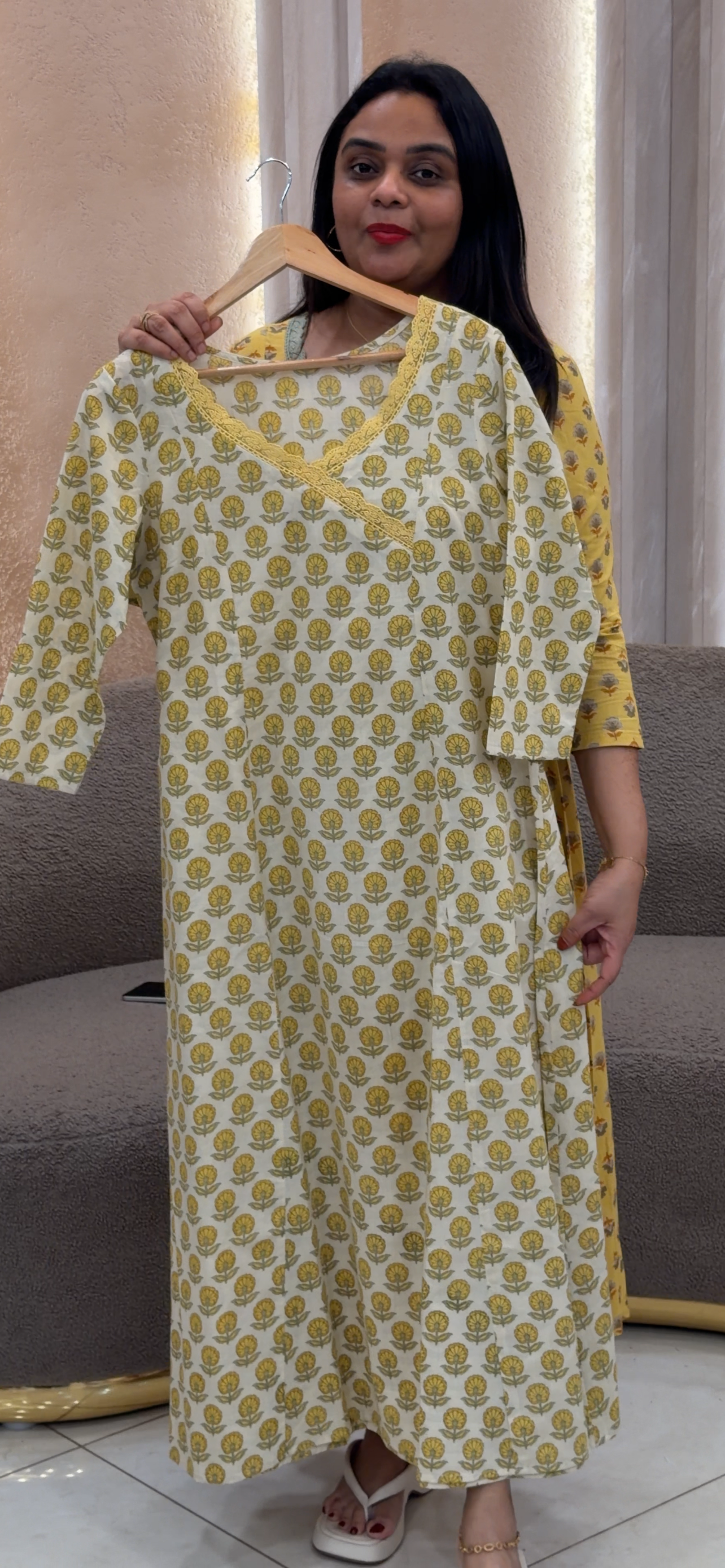 IHA'S IN-HOUSE ALINE TOPS - IHA 33245