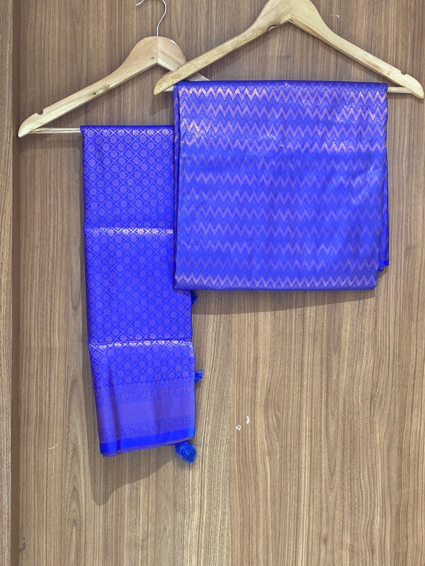 OFFER SALES UNSTITCHED SALWAR SUITS - IHA 26991
