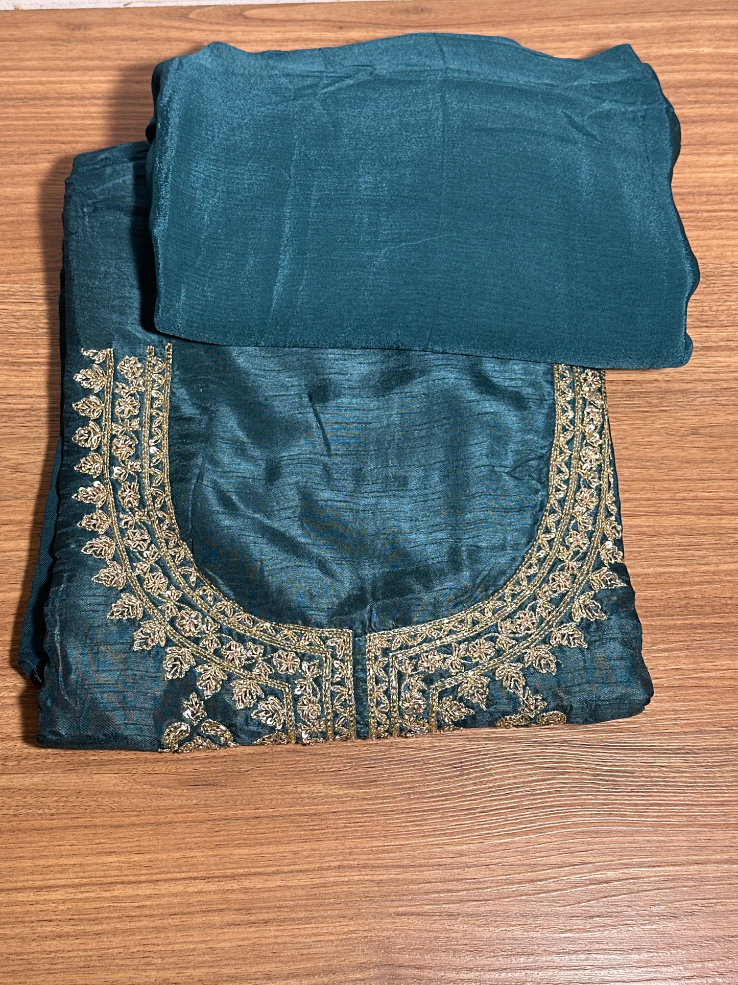 OFFER SALES UNSTITCHED SALWAR SUITS -  IHA 33646