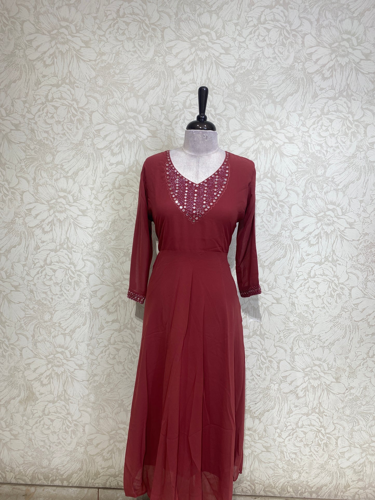 OFFER SALES TOPS COLLECTIONS - IHA 27023