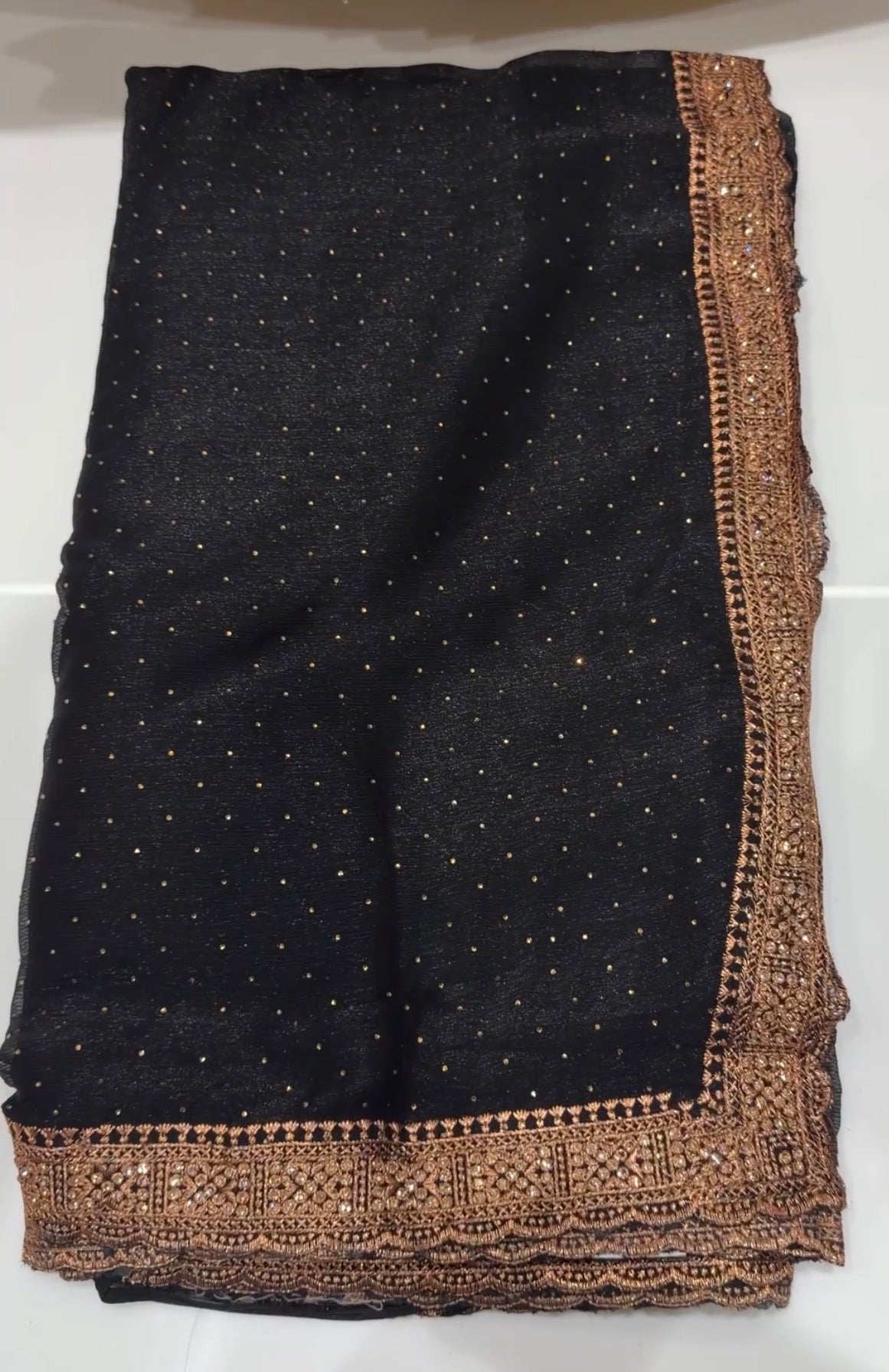 OFFER SALES SAREES - IHA 35424