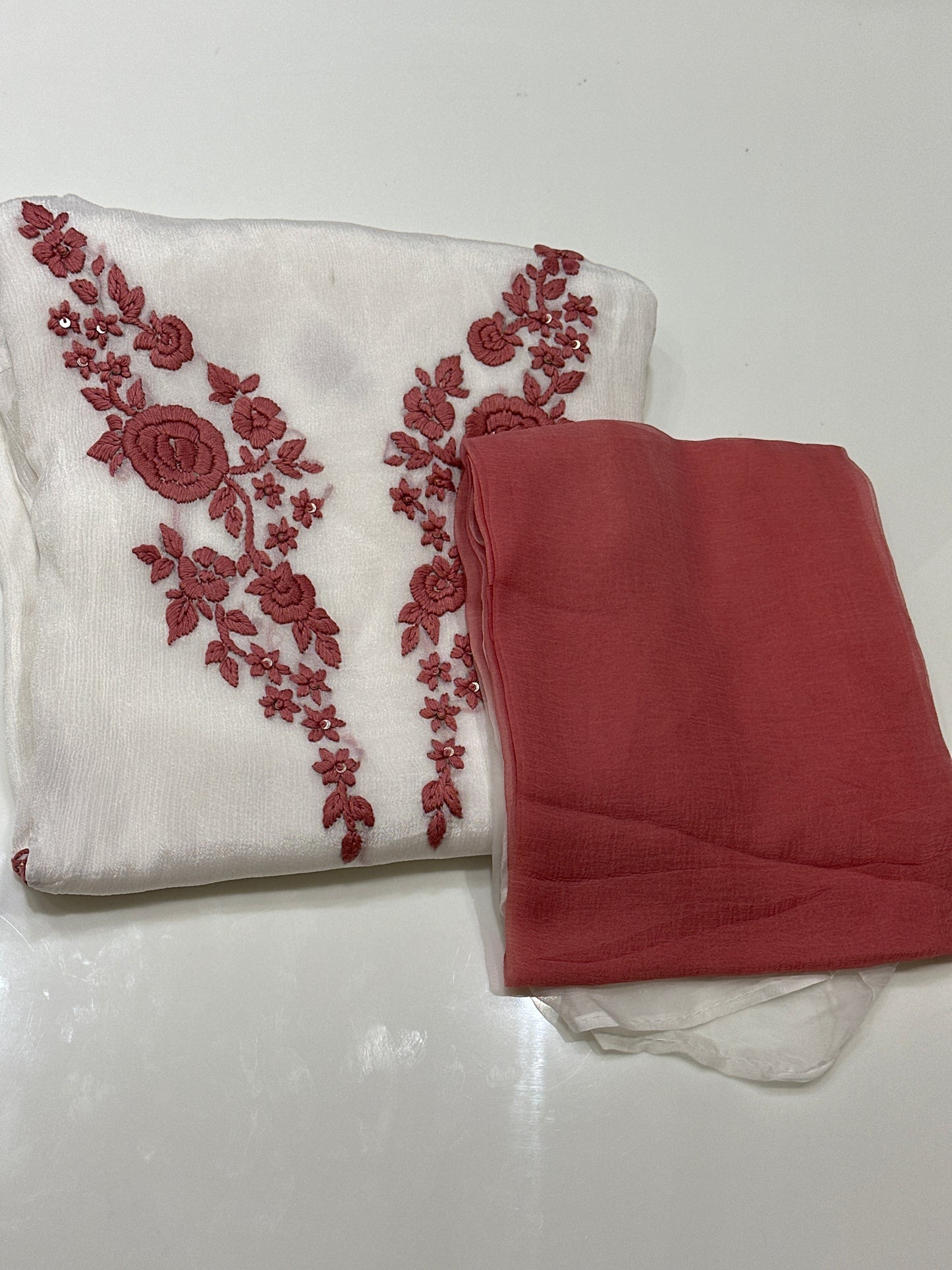 OFFER SALES UNSTITCHED SALWAR SUITS -  IHA 33532