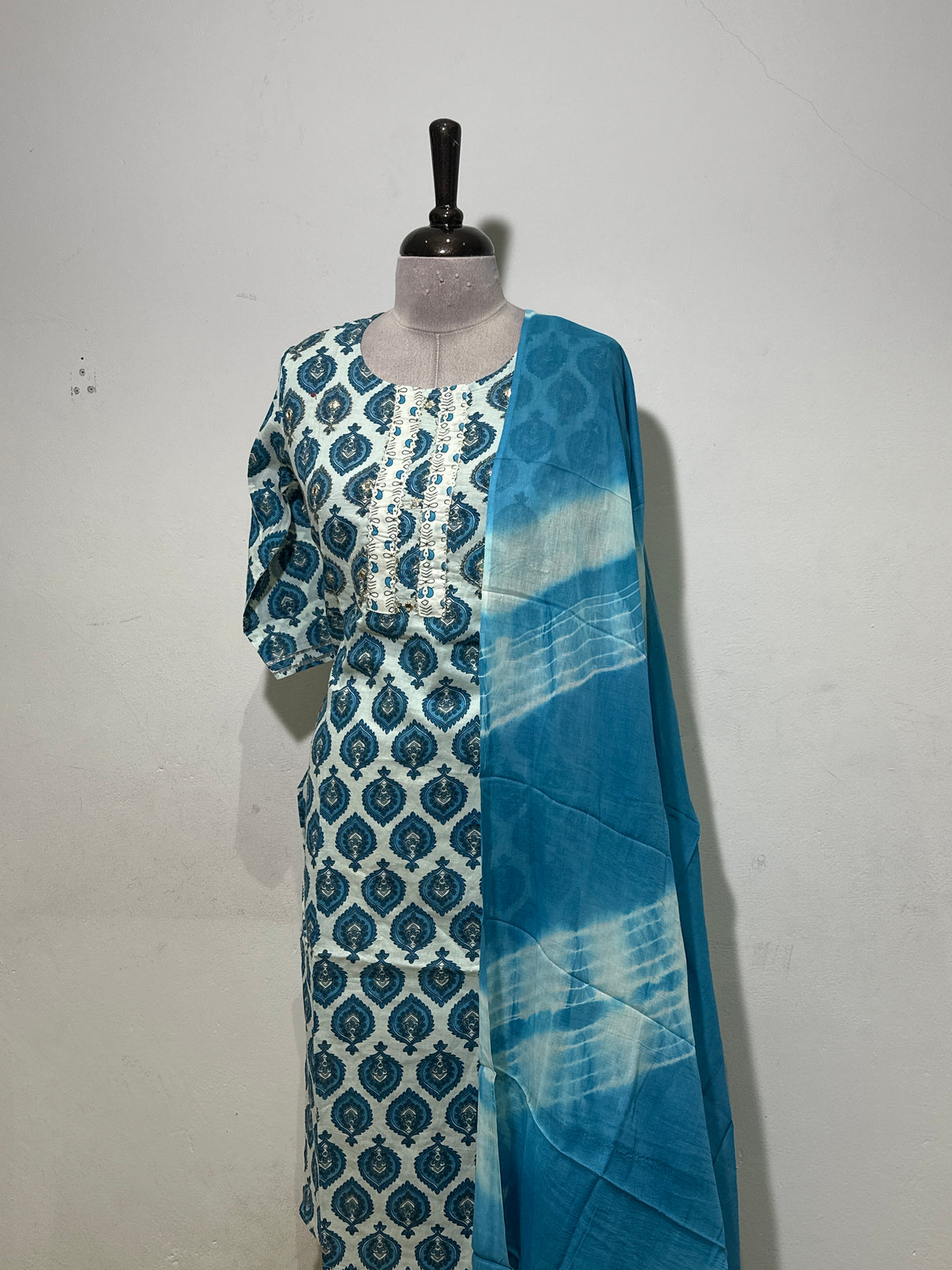OFFER SALES TOP AND  BOTTOM  -  IHA 35694