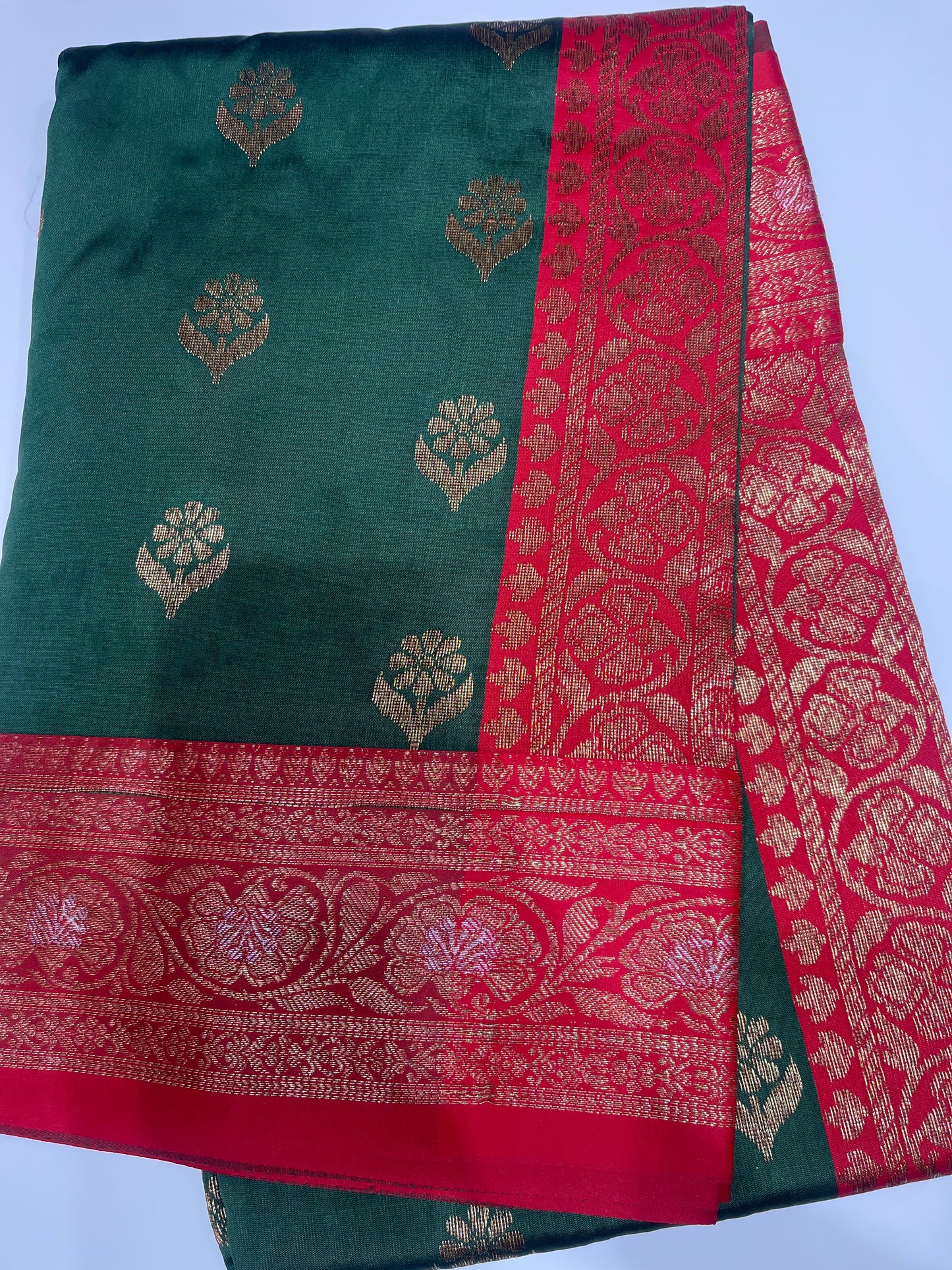 OFFER SALES SAREES -  IHA 34228