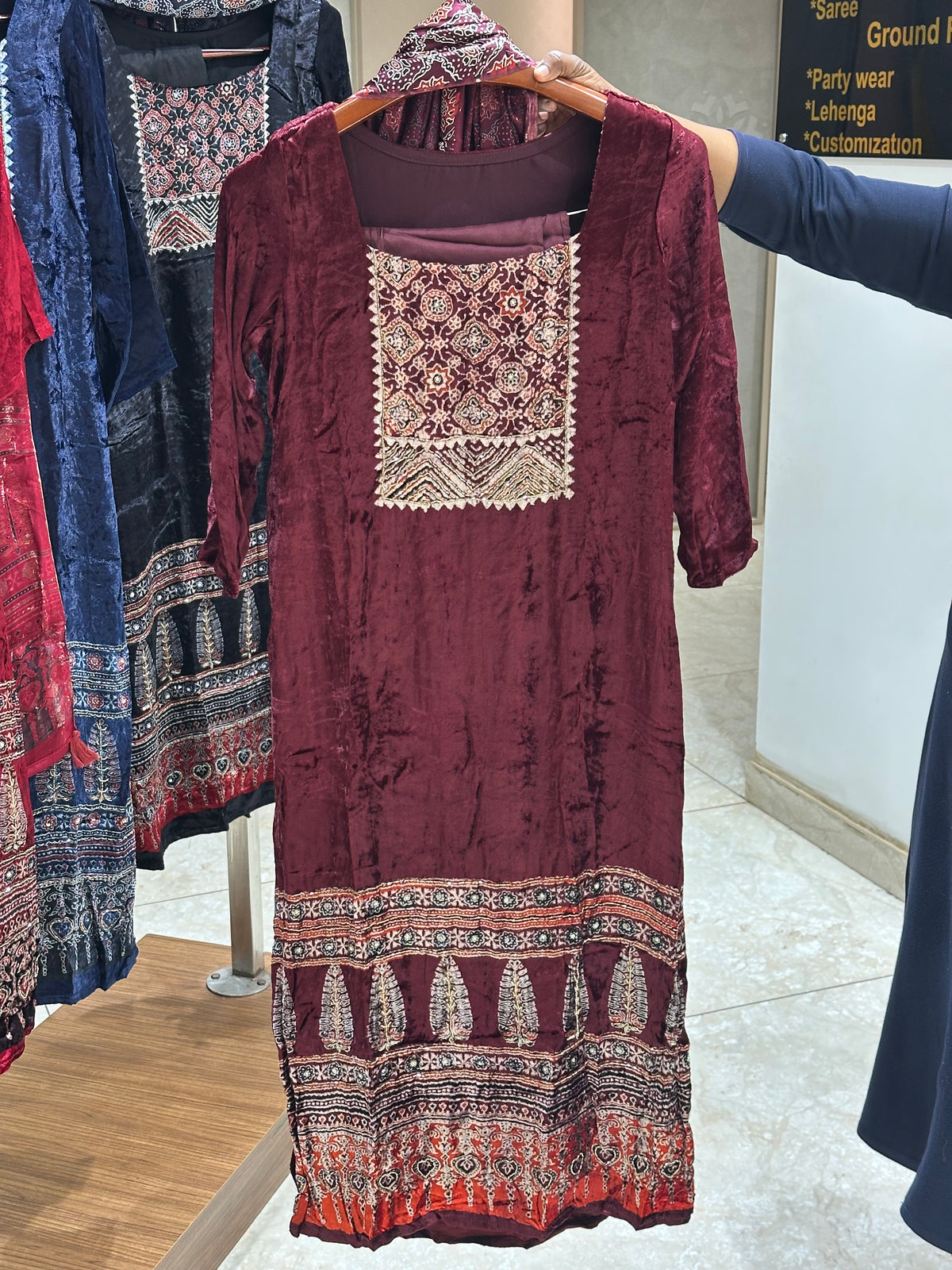 IHA'S IN-HOUSE VELVET TOP,BOTTOM AND DUPATTA - IHA 36011