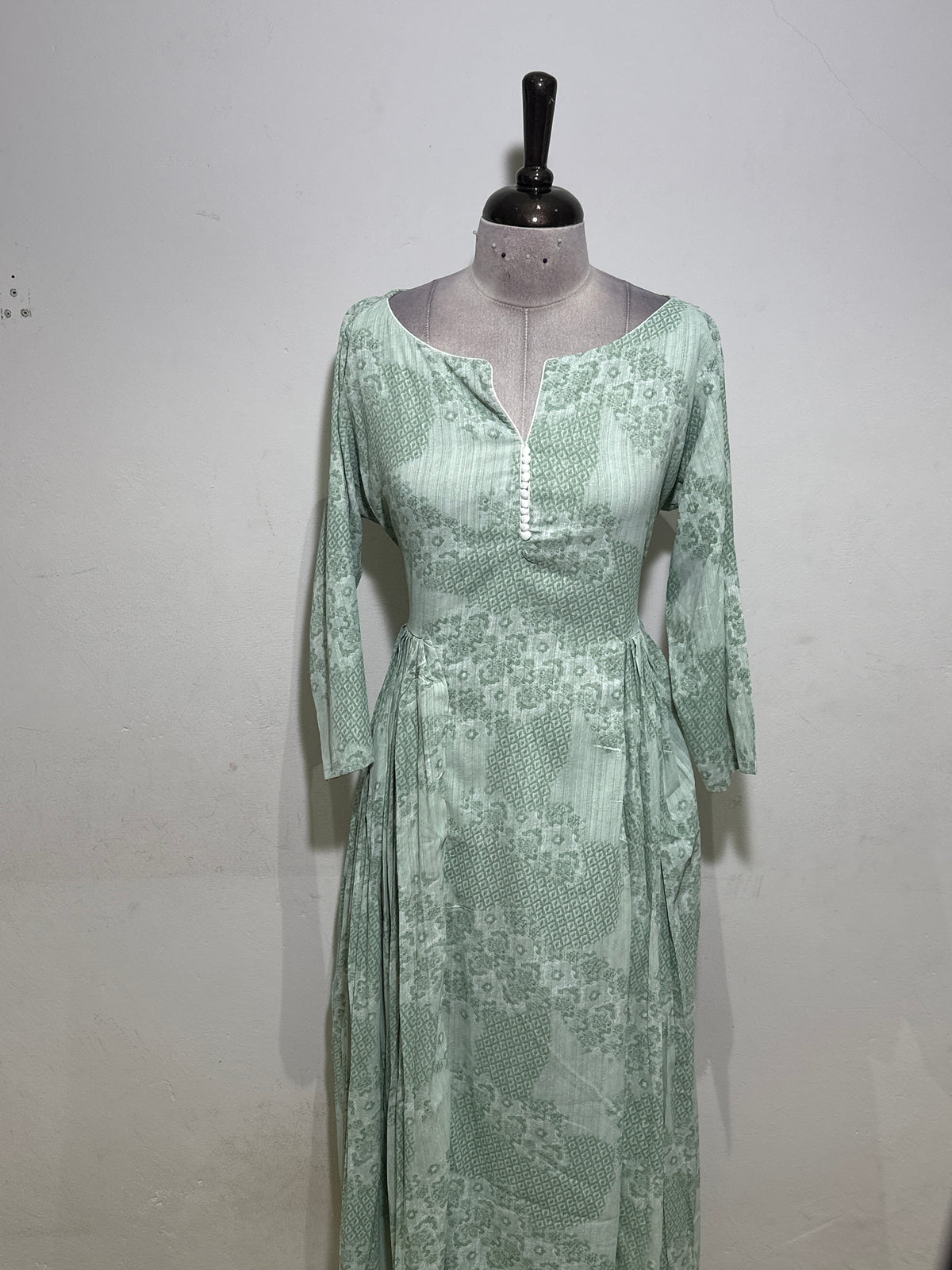 OFFER SALES TOP'S -  IHA 35712