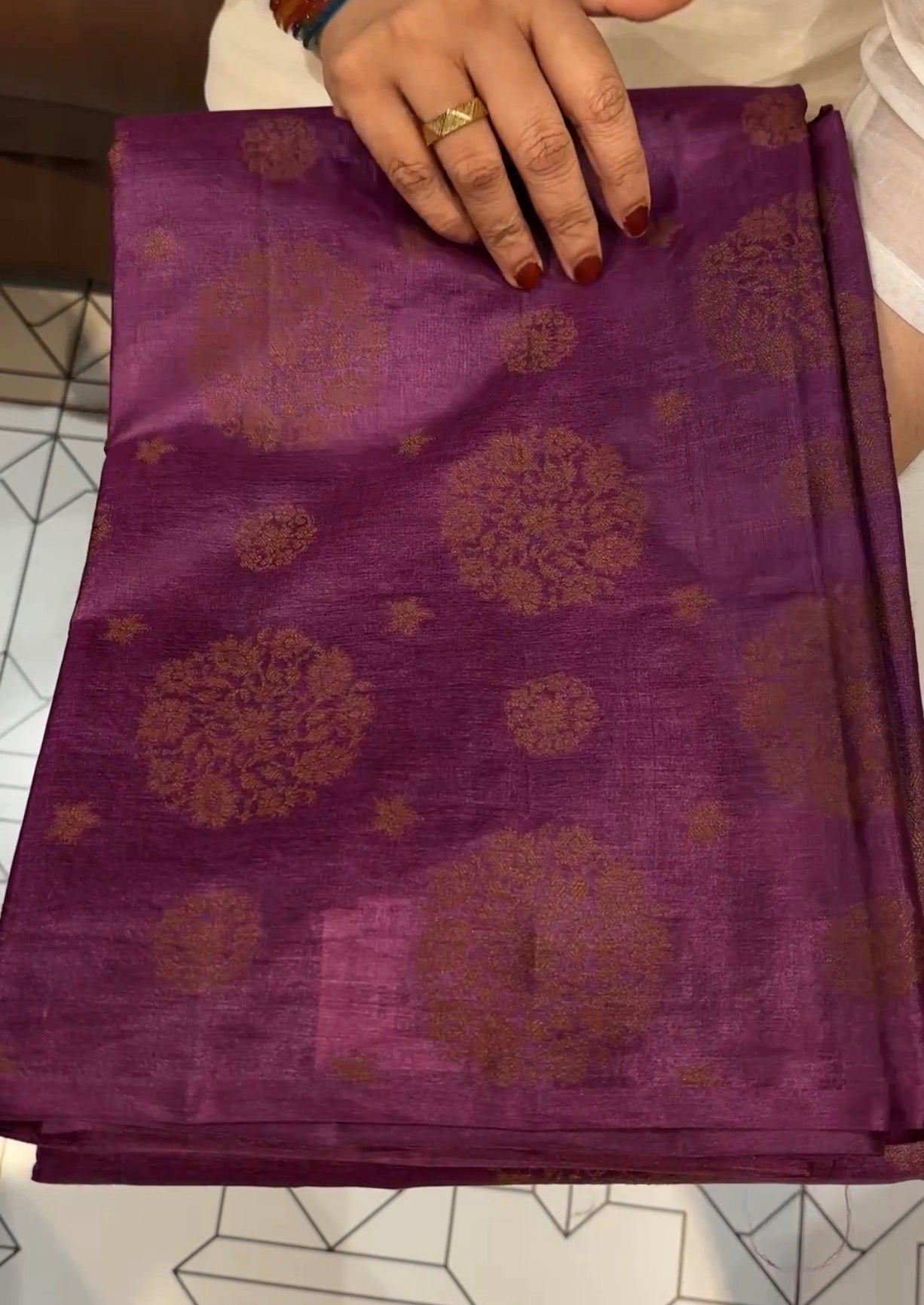 HANDLOOM TUSSUR SILK SAREES - IHA 31571