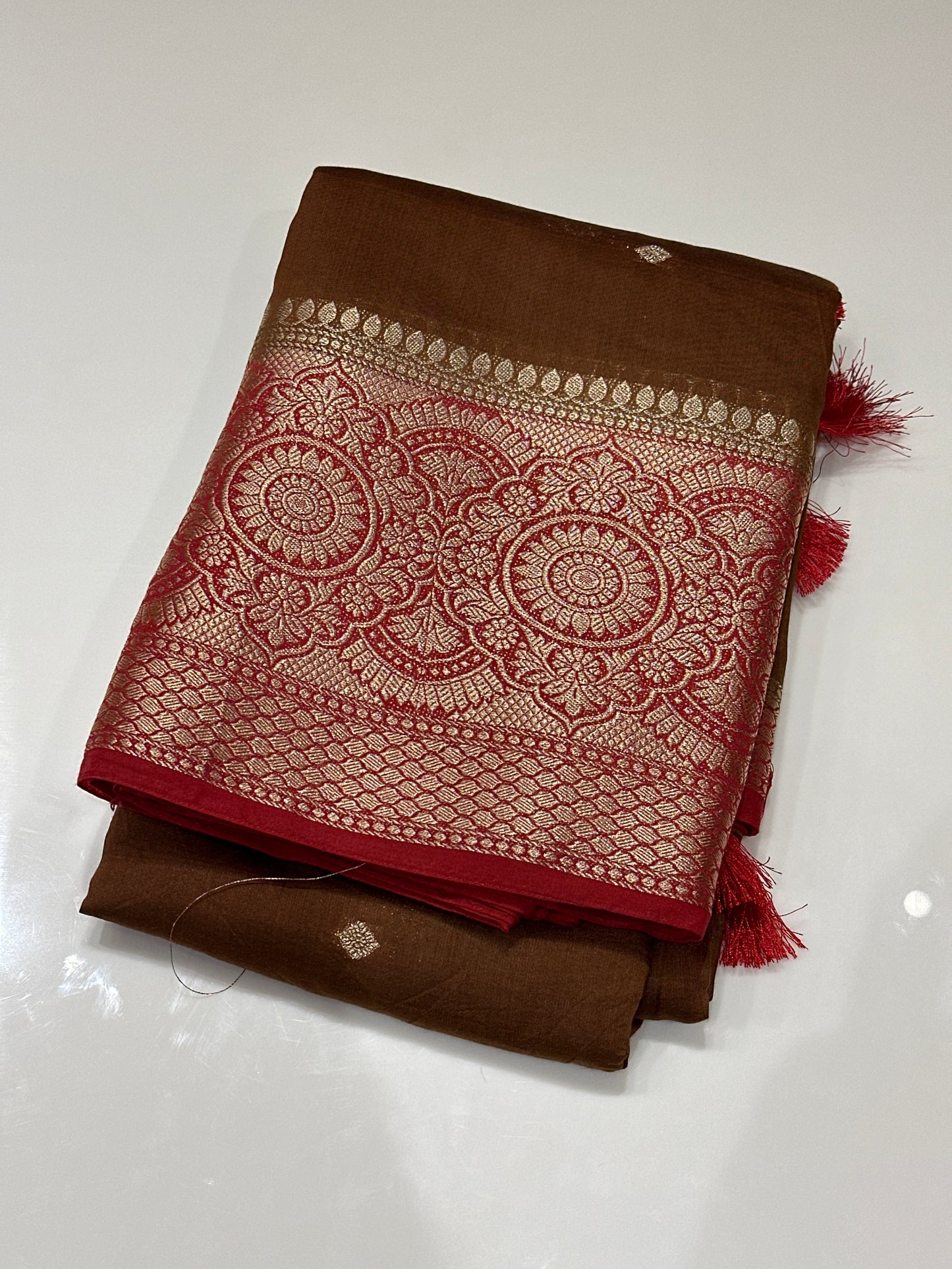 OFFER SALES SAREES - IHA 27131