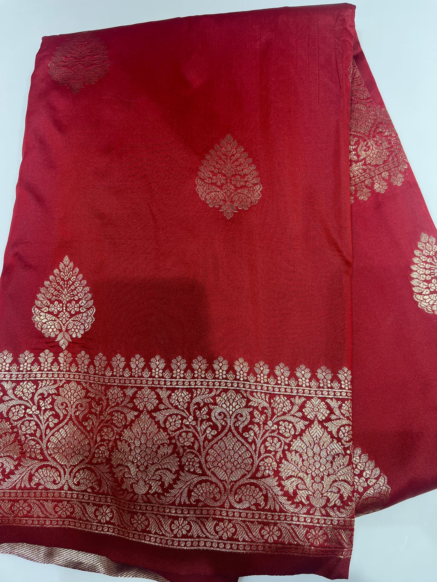OFFER SALES SAREES -  IHA 34228