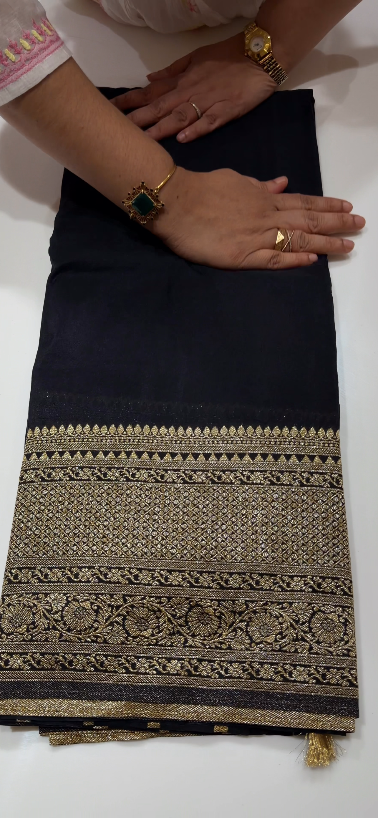 SEMI BANARASI SAREES - IHA 34575