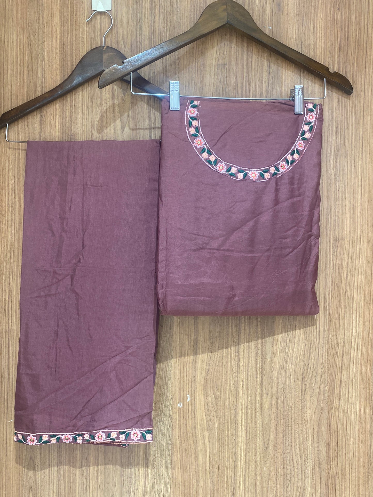 OFFER SALES UNSTITCHED SALWAR SUITS - IHA 26949