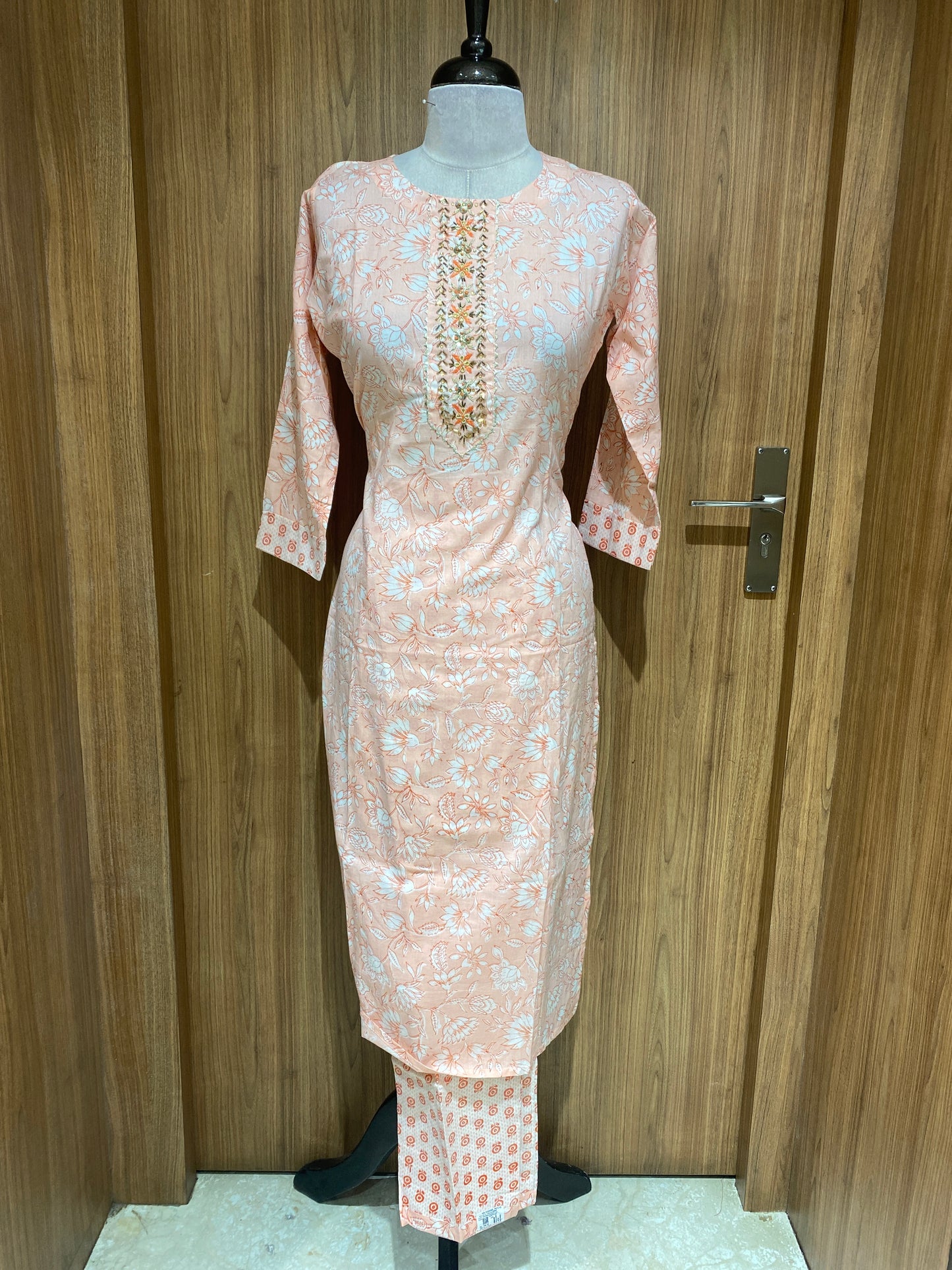 OFFER SALES TOP AND BOTTOM - IHA 27057